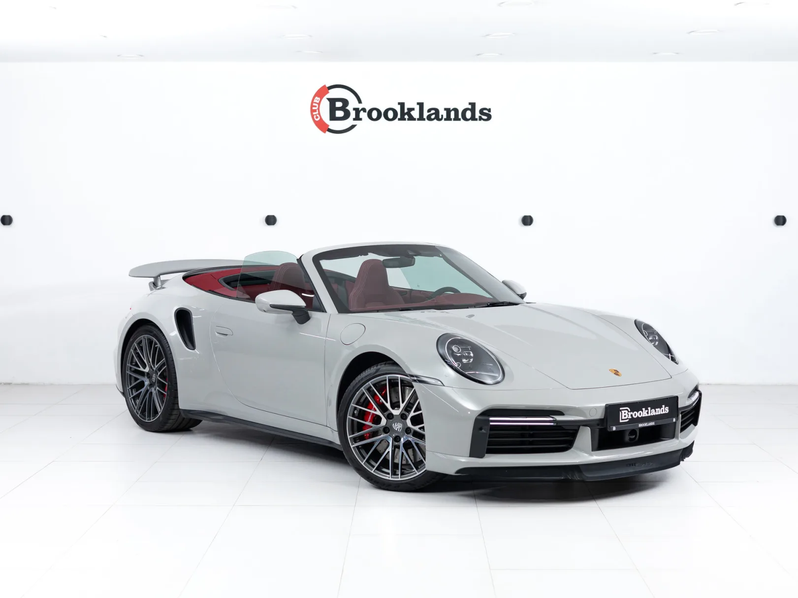 Porsche 911 VIII (992), 2023 — экстерьер, фото 9