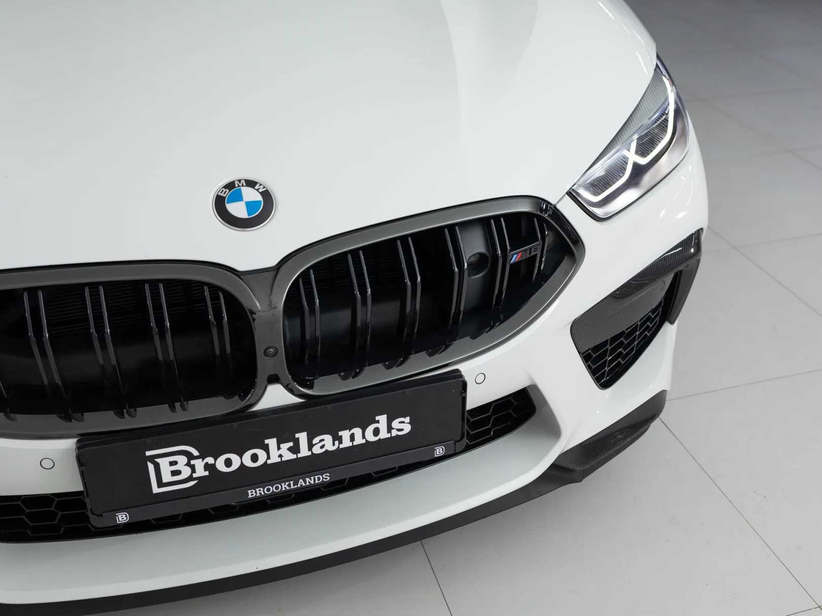 BMW M8 М8 Competition I (F91/F92/F93), 2021 — экстерьер, фото 27