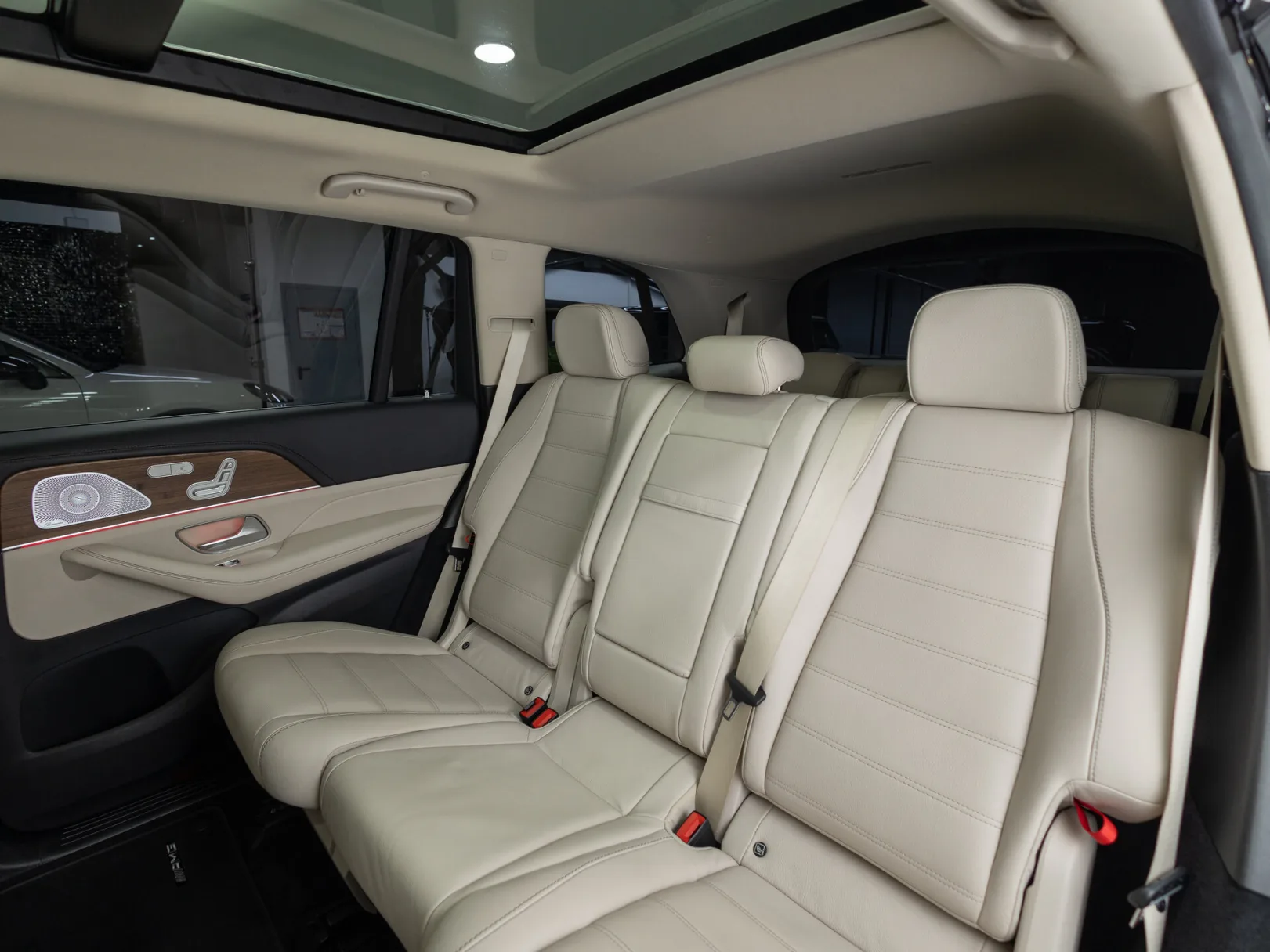 Mercedes-Benz GLS 450 4MATIC First Class II (X167), 2020 — экстерьер, фото 25