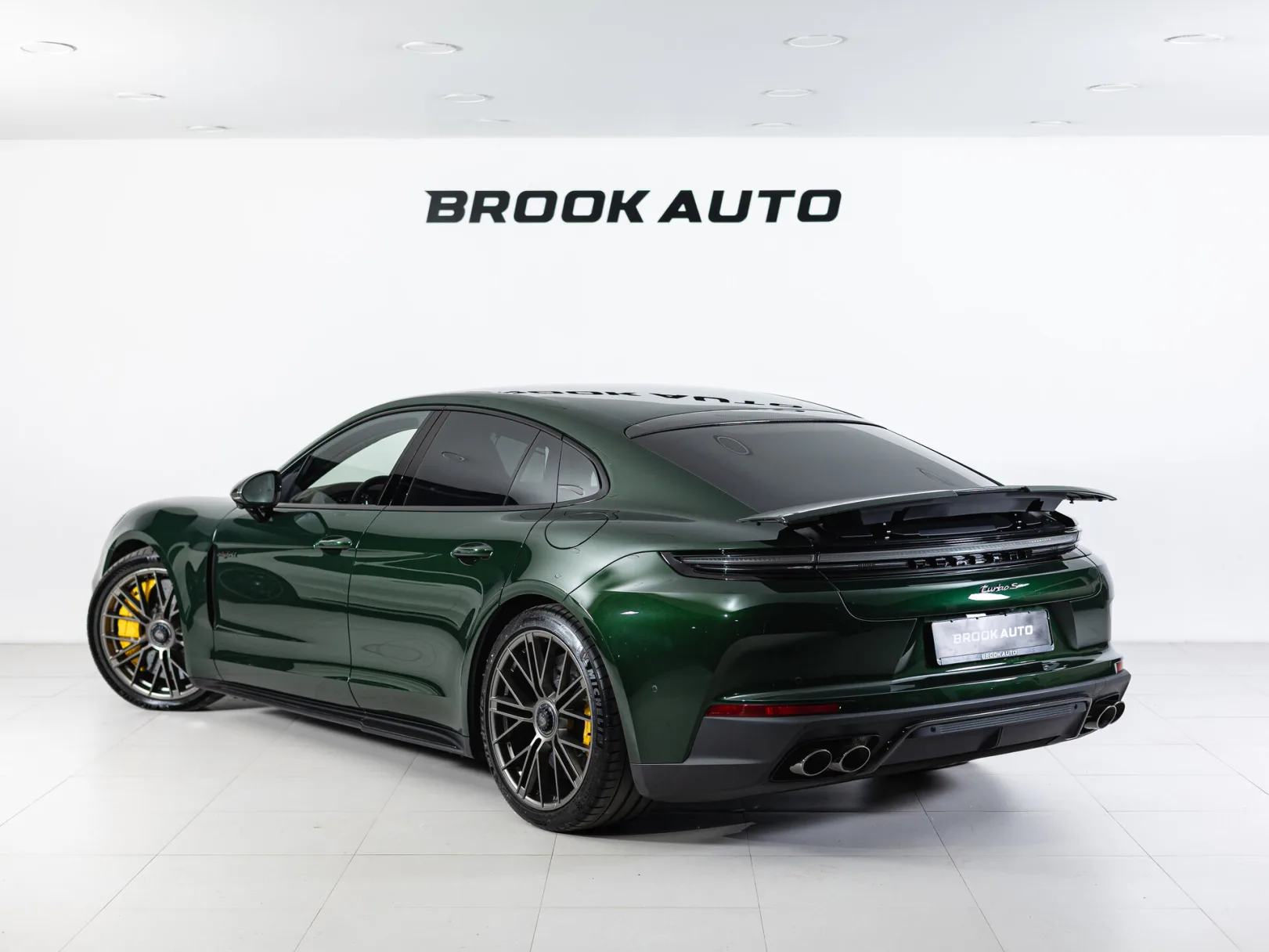 Porsche Panamera Turbo S E-Hybrid III, 2024 — экстерьер, фото 4