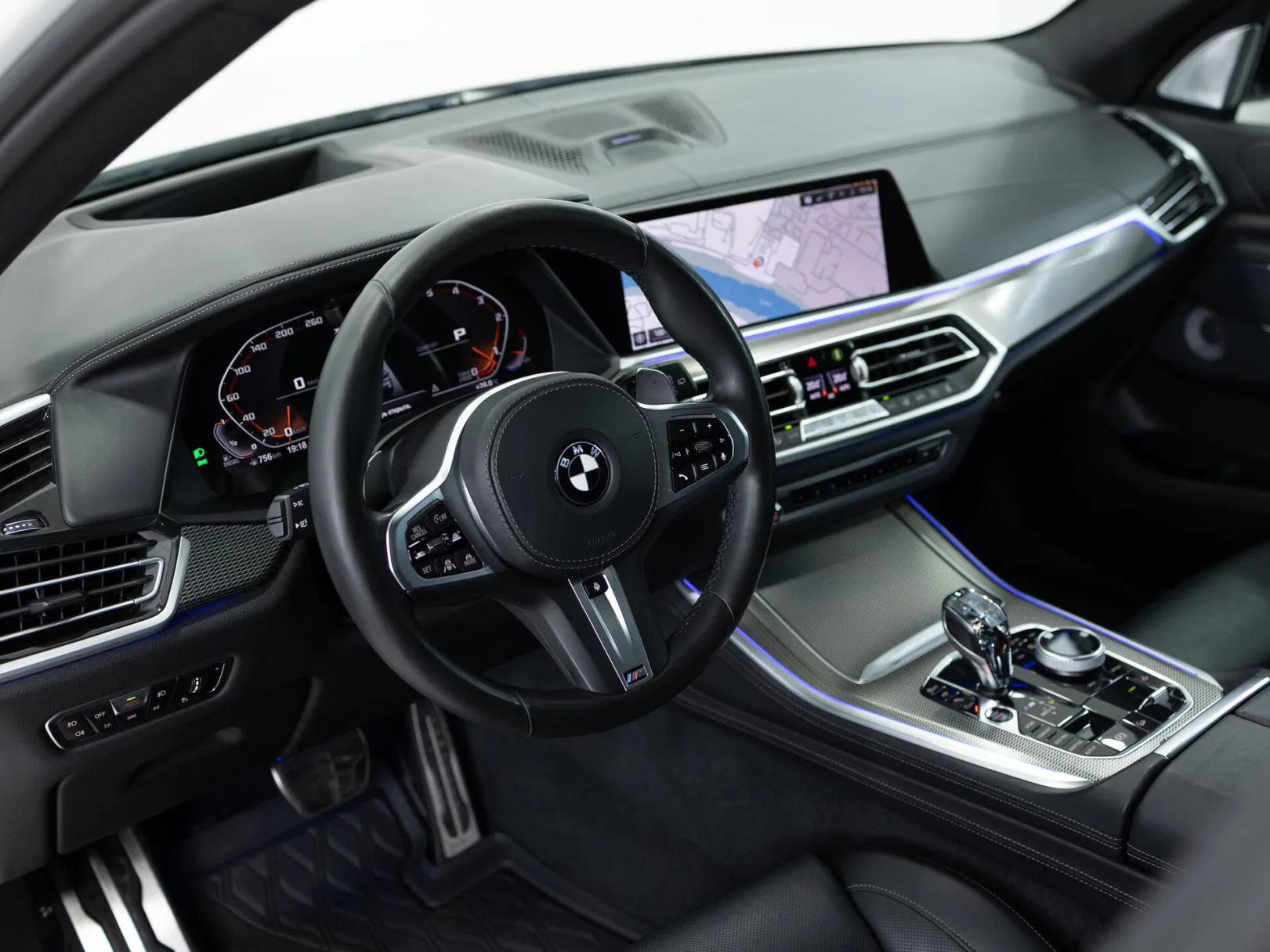 BMW X5 M50d IV (G05/G18), 2020 — экстерьер, фото 10
