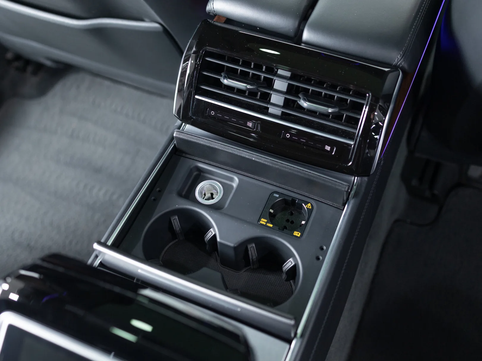 Audi A8 Business 55 TFSI quattro tiptronic IV (D5), 2018 — экстерьер, фото 18