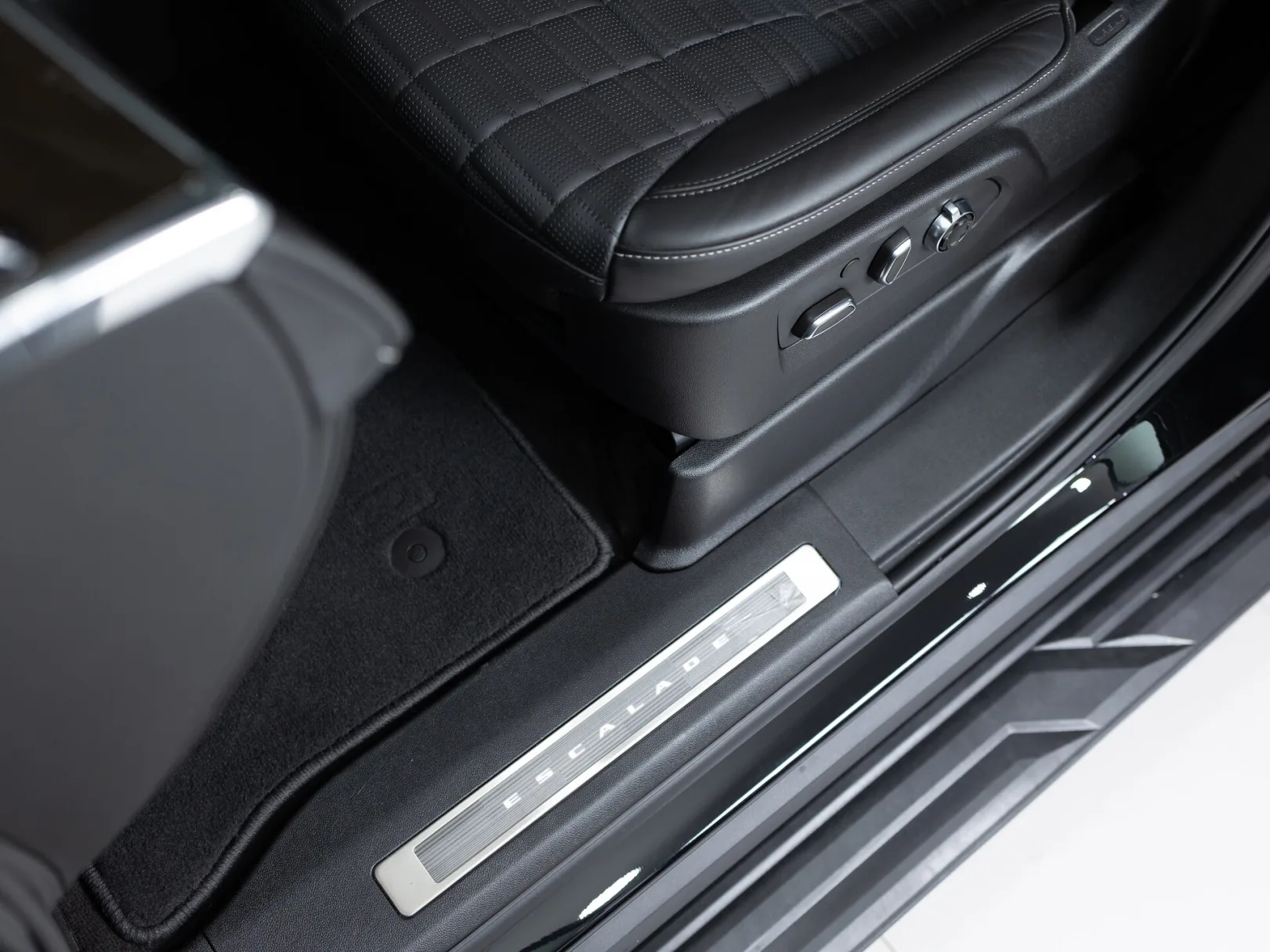 Cadillac Escalade Sport Platinum ESV V, 2024 — экстерьер, фото 13