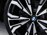 BMW X7 xDrive40d M Sport Pro I (G07) Рестайлинг, 2025 — экстерьер, фото 32