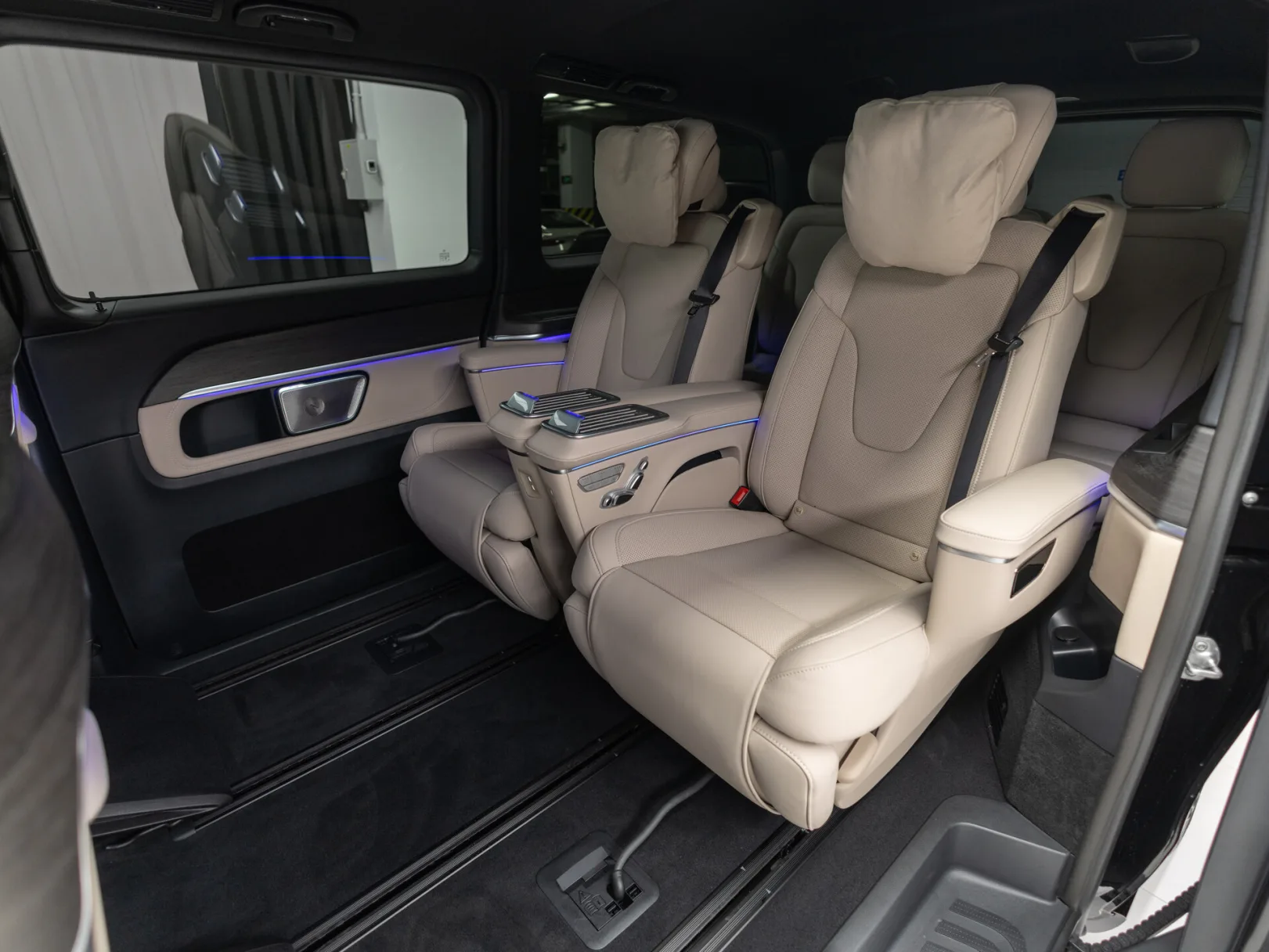 Mercedes-Benz V-Класс Exclusive III (W447) Рестайлинг 2, 2026 — экстерьер, фото 29