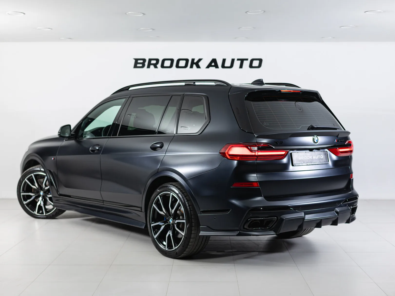 BMW X7 M50d M Special I (G07), 2020 — экстерьер, фото 4