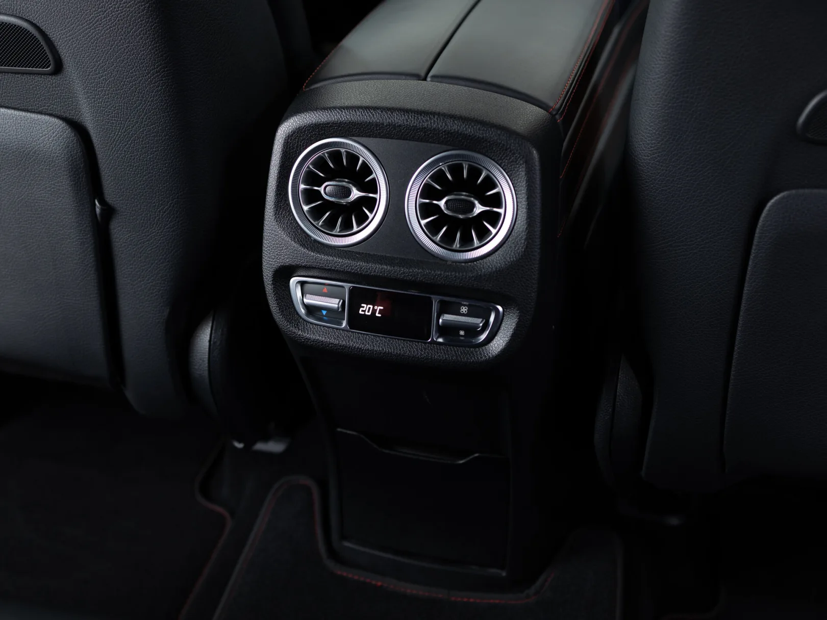 Mercedes-Benz G-Класс AMG G 63 II (W463), 2018 — экстерьер, фото 25