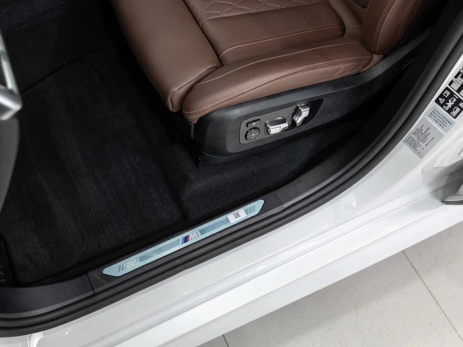 BMW X5 xDrive40d M Sport Pro IV (G05/G18) Рестайлинг, 2025 — экстерьер, фото 12