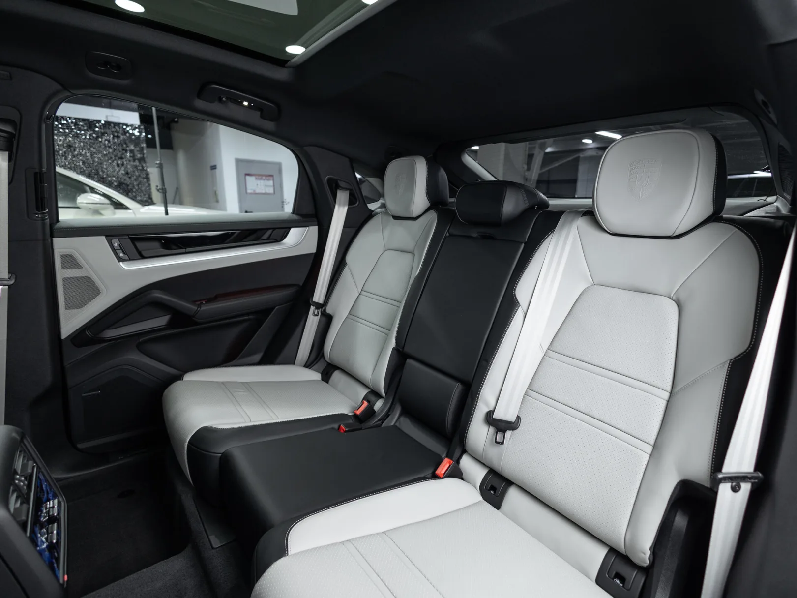 Porsche Cayenne Coupé III Рестайлинг, 2025 — экстерьер, фото 30
