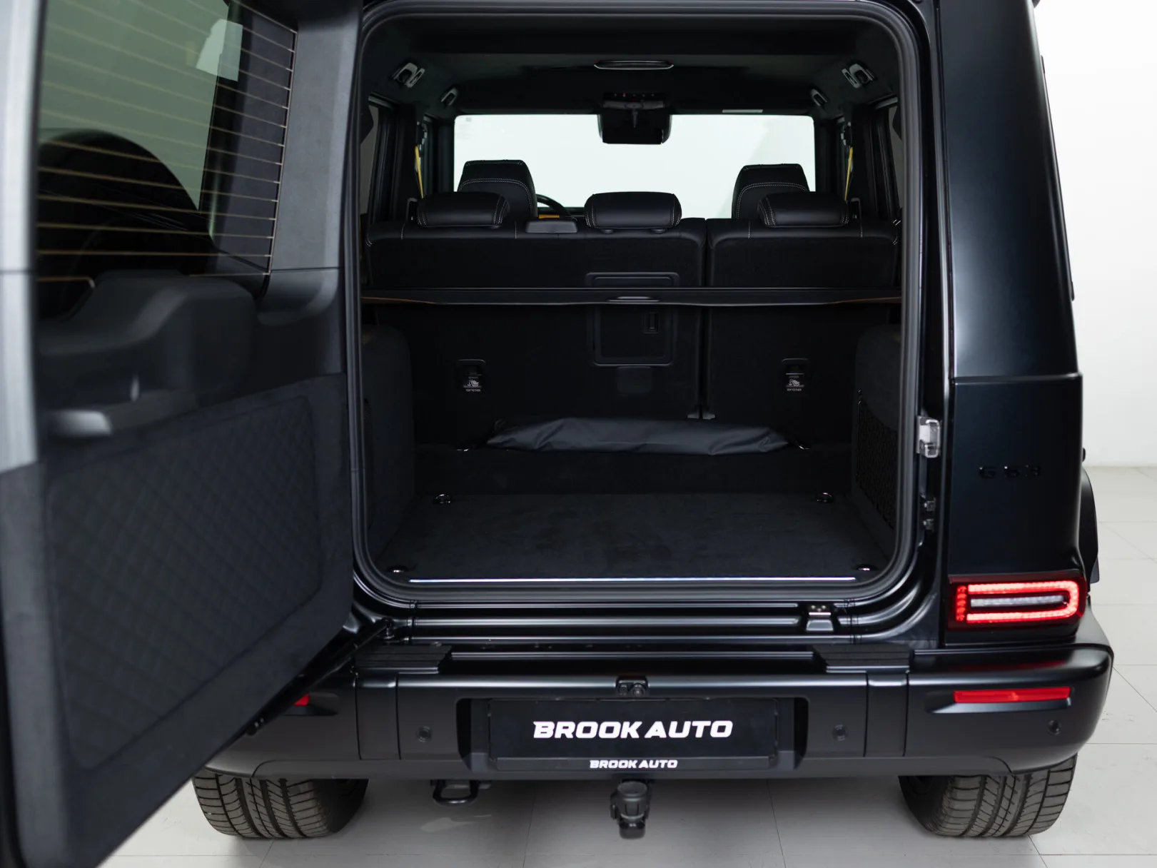Mercedes-Benz G-Класс AMG G 63 II (W465) Рестайлинг, 2026 — экстерьер, фото 37