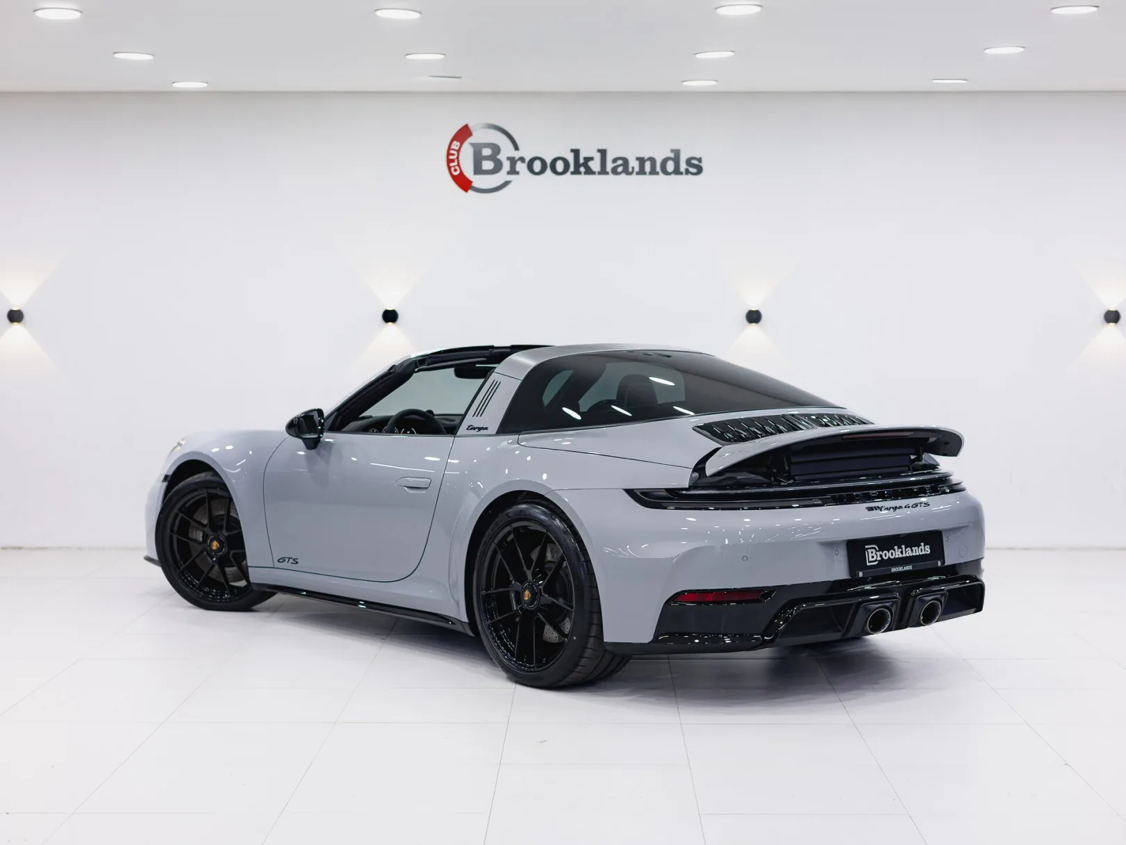 Porsche 911 Targa 4 GTS VIII (992) Рестайлинг, 2025 — экстерьер, фото 11