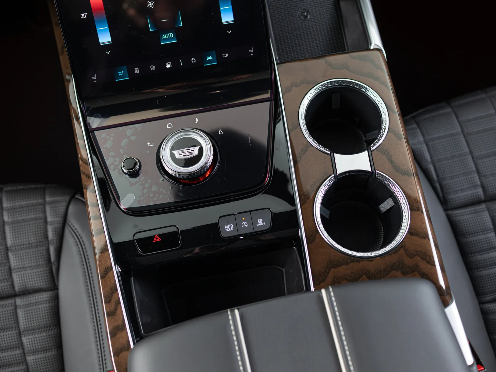 Cadillac Escalade Sport Platinum V Рестайлинг, 2025 — экстерьер, фото 18