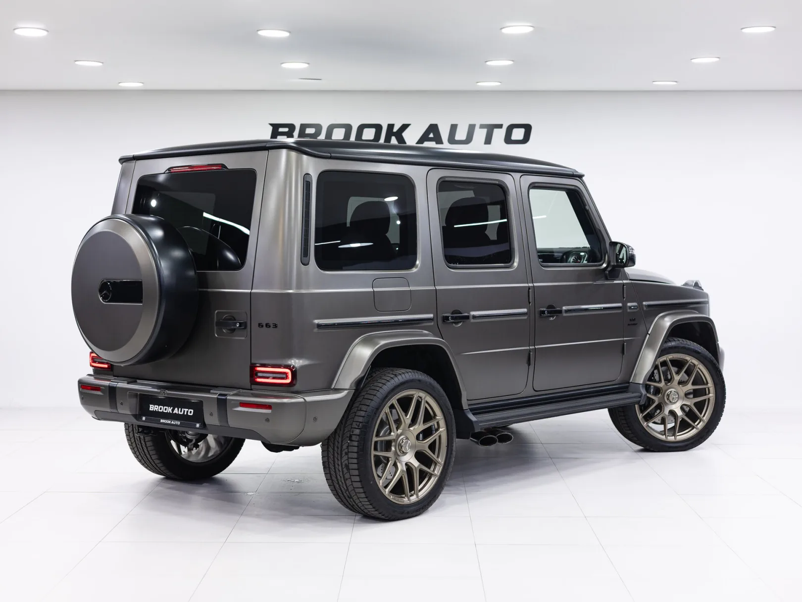 Mercedes-Benz G-Класс AMG G 63 II (W465) Рестайлинг, 2025 — экстерьер, фото 4