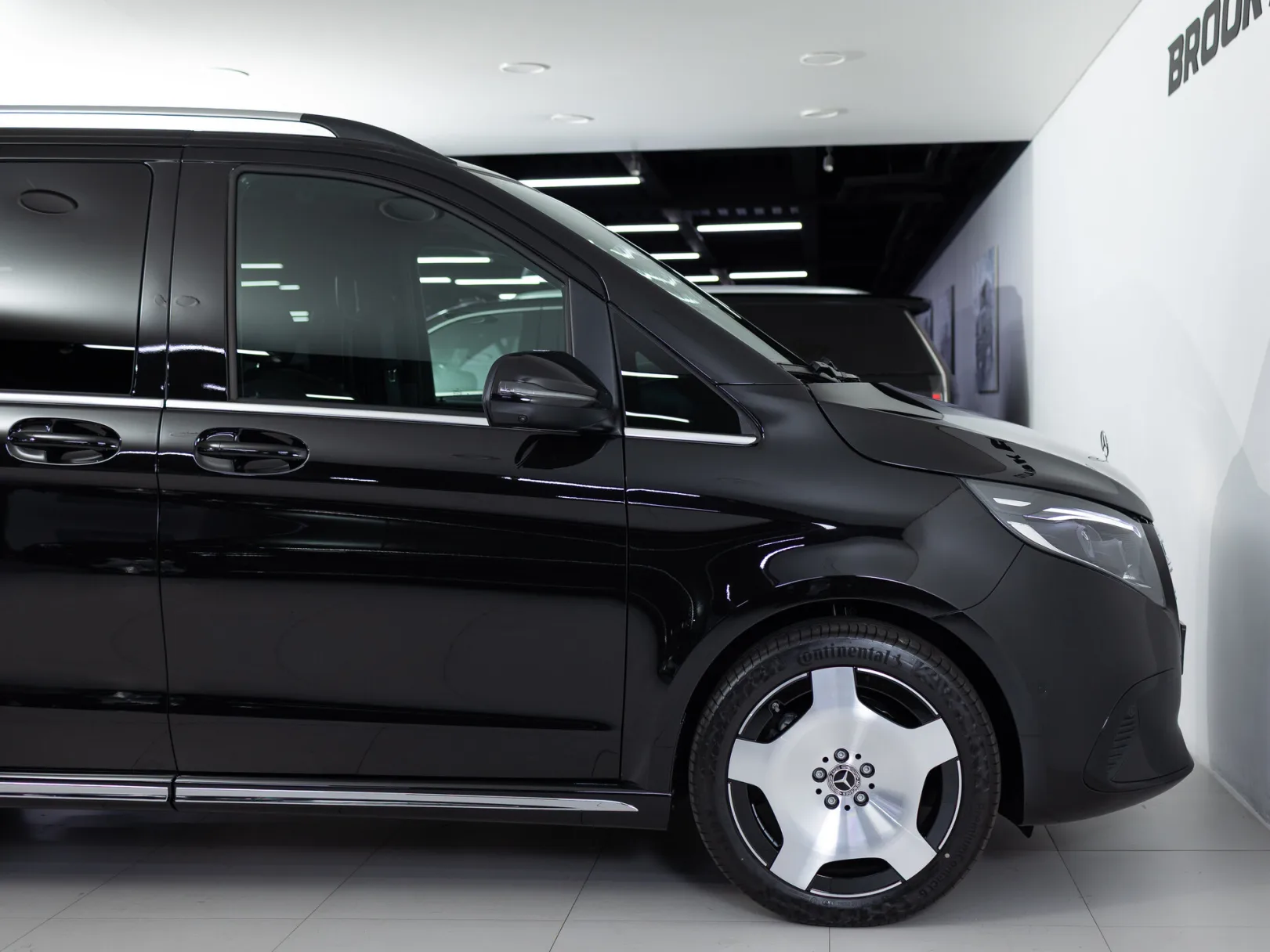 Mercedes-Benz V-Класс Avantgarde III (W447) Рестайлинг 2, 2025 — экстерьер, фото 33