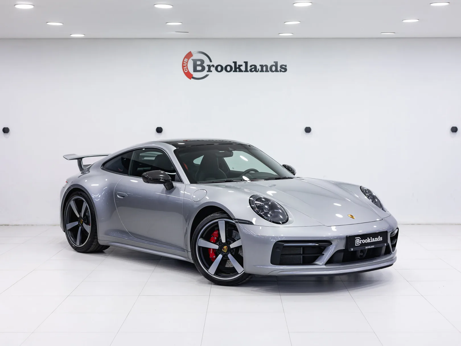 Porsche 911 Carrera 4S VIII (992), 2020 — экстерьер, фото 3