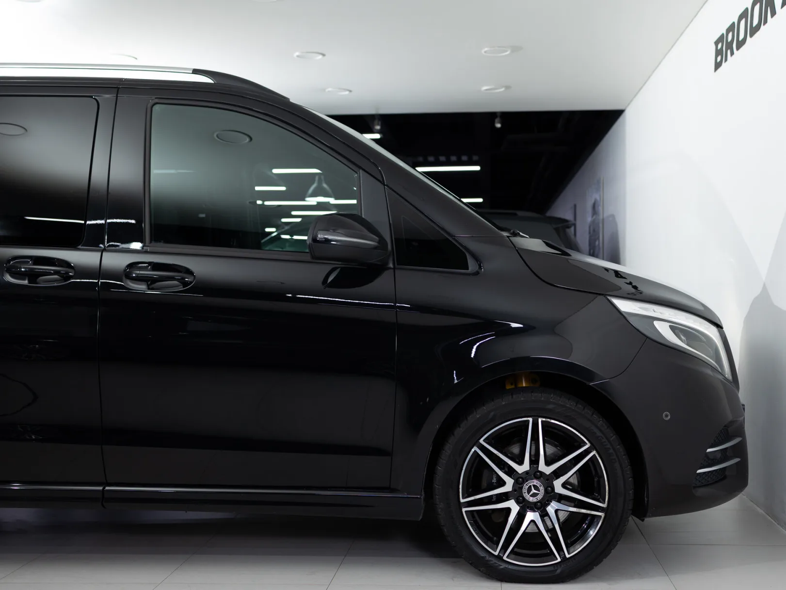 Mercedes-Benz V-Класс III (W447), 2018 — экстерьер, фото 30