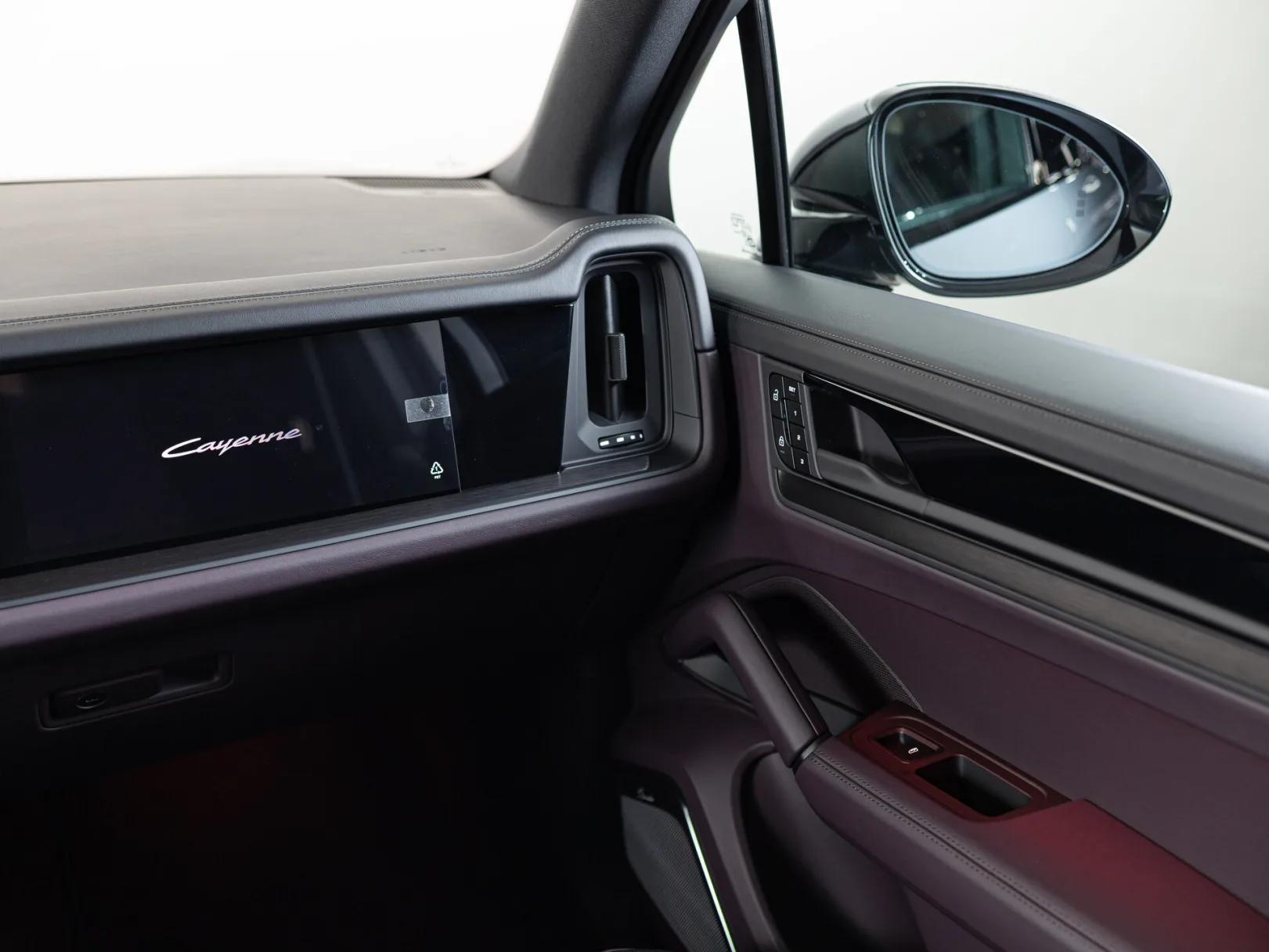Porsche Cayenne Базовая III Рестайлинг, 2026 — экстерьер, фото 18