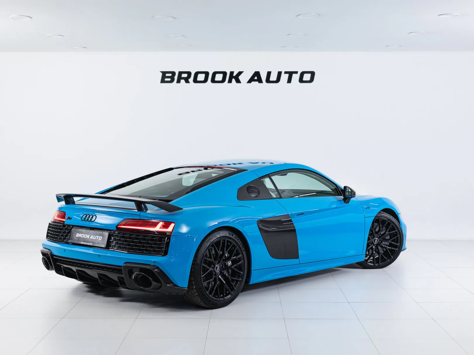 Audi R8 V10 plus II (4S), 2016 — экстерьер, фото 6