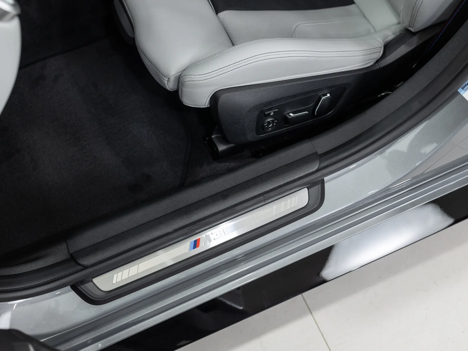 BMW M3 Competition VI (G80) Рестайлинг, 2025 — экстерьер, фото 13