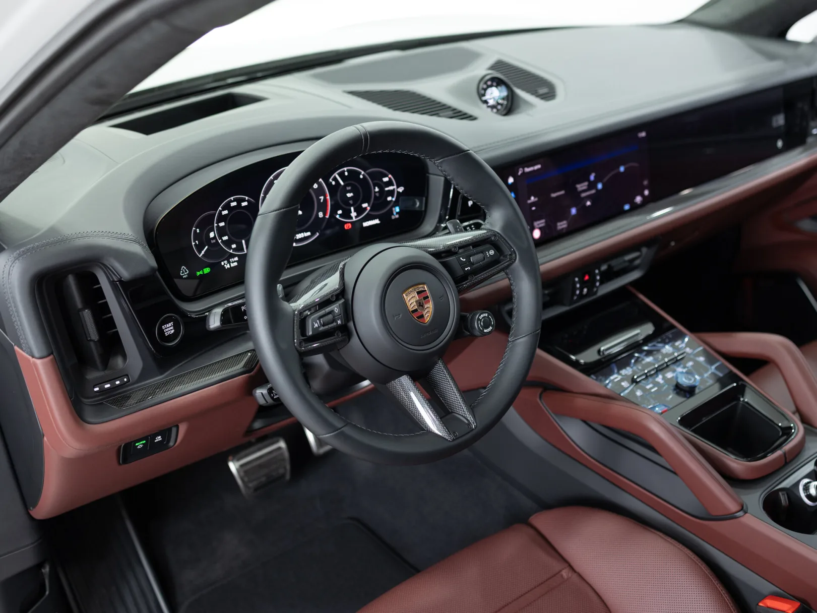 Porsche Cayenne GTS Coupé III Рестайлинг, 2025 — экстерьер, фото 9