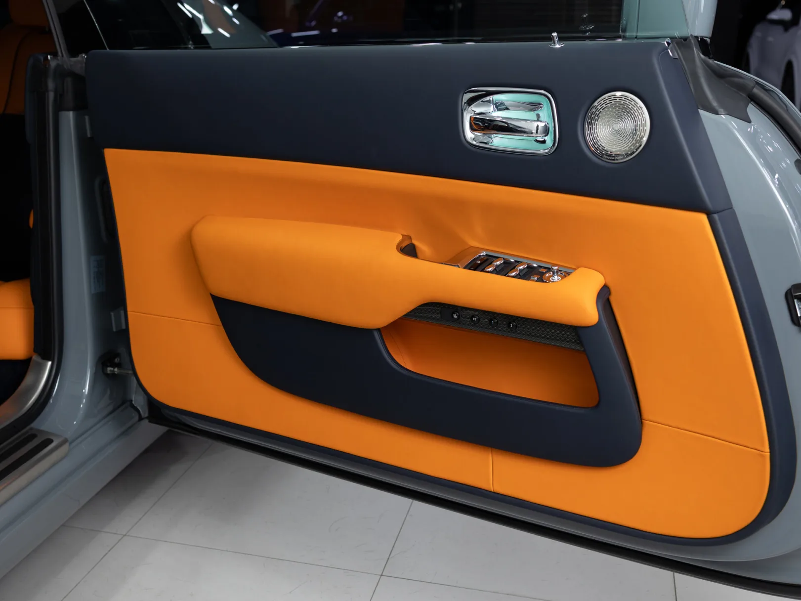 Rolls-Royce Wraith Black Badge I, 2020 — экстерьер, фото 8