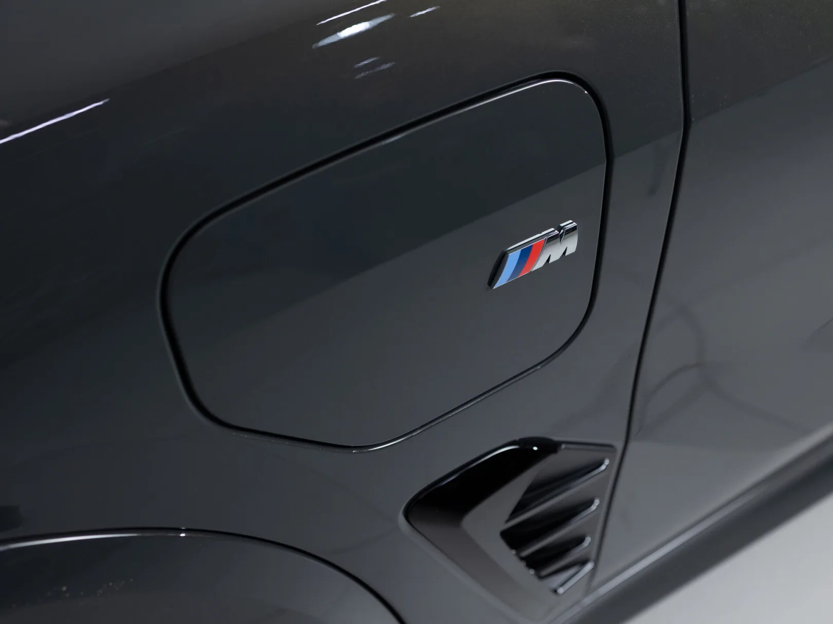 BMW X5 xDrive50e M Sport Pro IV (G05/G18) Рестайлинг, 2024 — экстерьер, фото 30