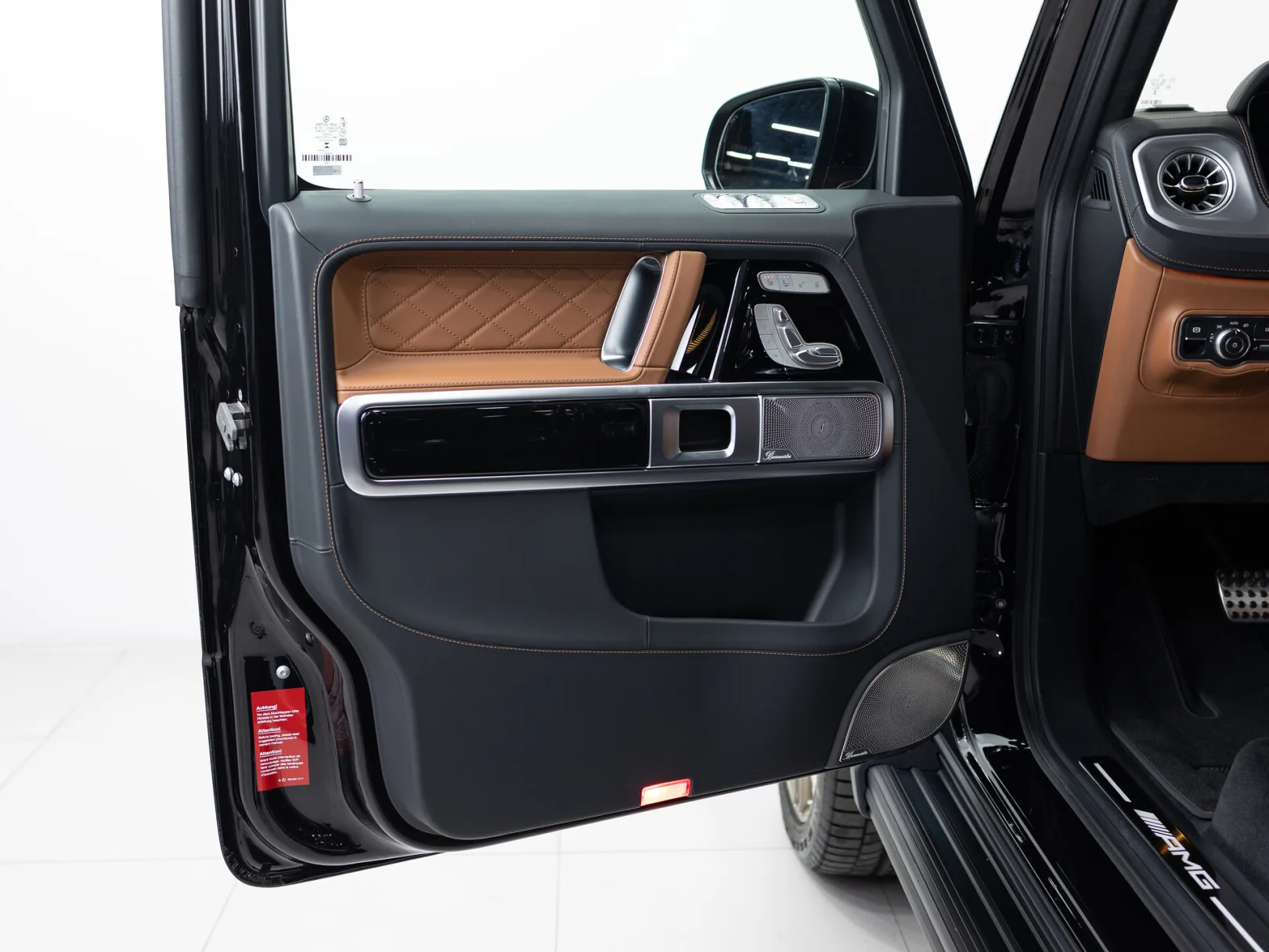 Mercedes-Benz G-Класс AMG G 63 II (W465) Рестайлинг, 2025 — экстерьер, фото 9