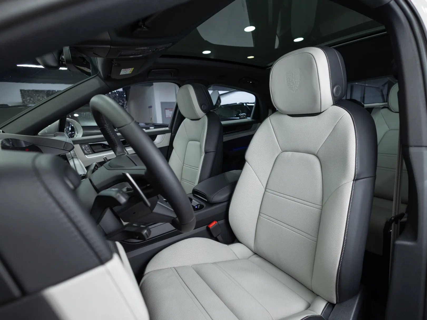 Porsche Cayenne Coupé III Рестайлинг, 2025 — экстерьер, фото 11