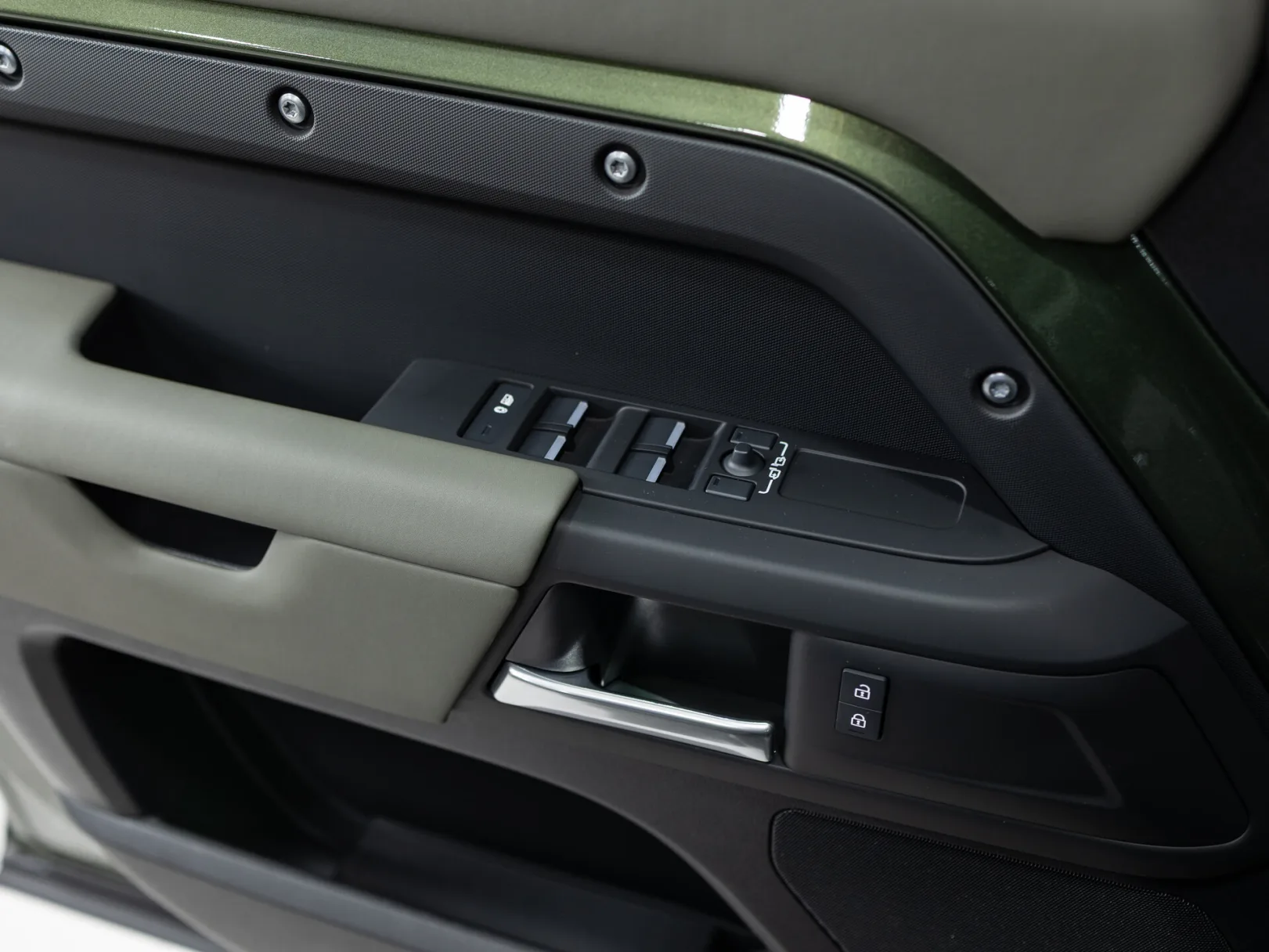 Land Rover Defender S II, 2025 — экстерьер, фото 9