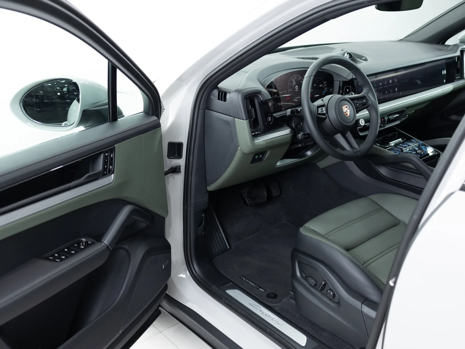 Porsche Cayenne Coupé III Рестайлинг, 2024 — экстерьер, фото 7