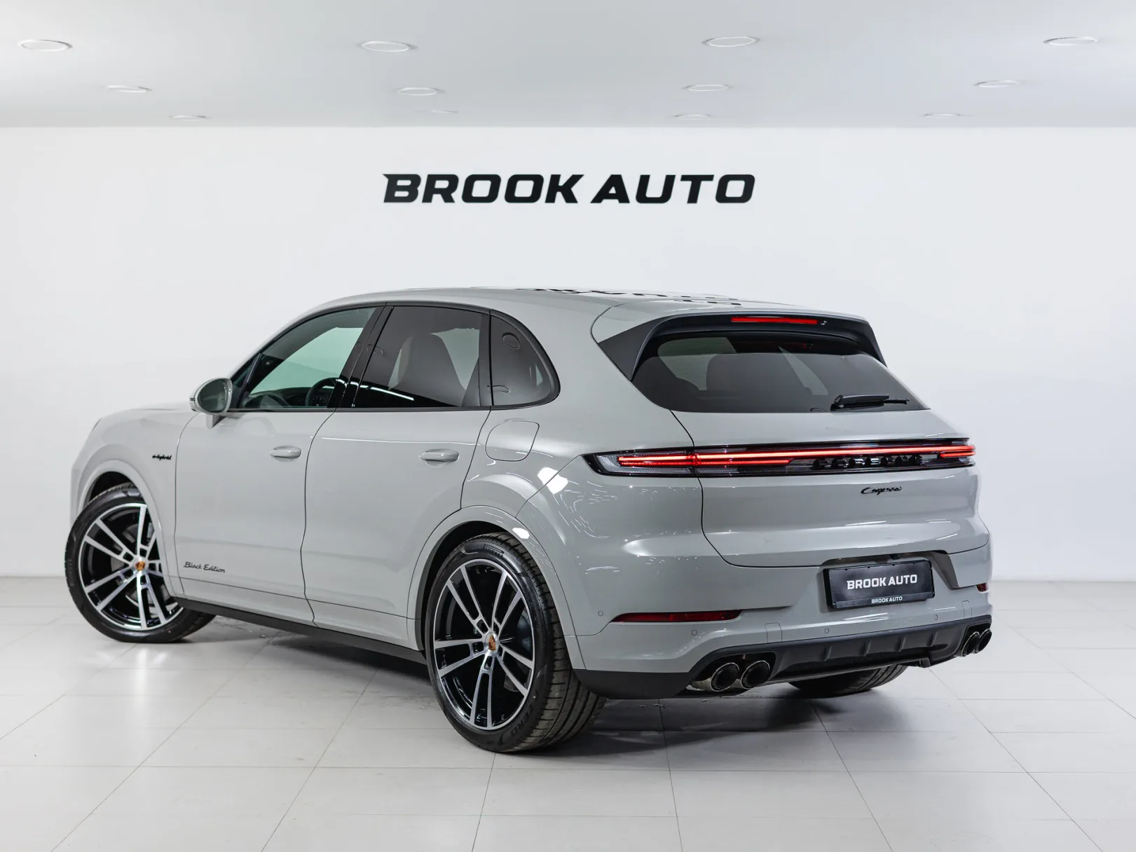 Porsche Cayenne E-Hybrid III Рестайлинг, 2026 — экстерьер, фото 4