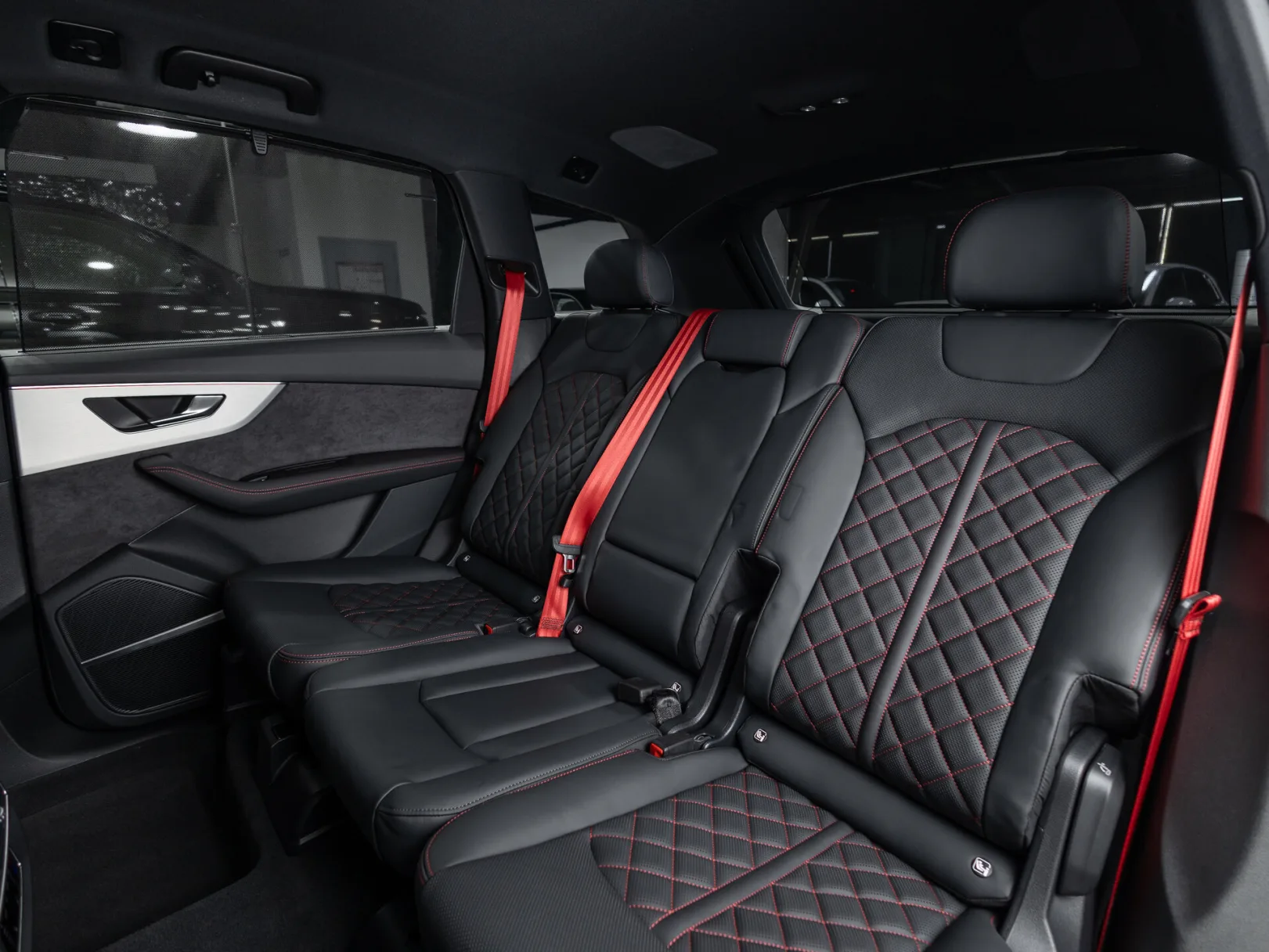 Audi Q7 55 TFSI quattro tiptronic II (4M) Рестайлинг 2, 2024 — экстерьер, фото 28