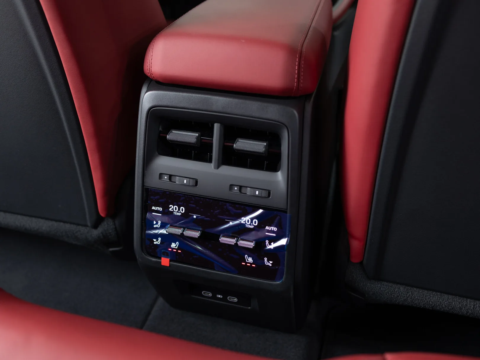 Porsche Macan 4 Electric II, 2025 — экстерьер, фото 27
