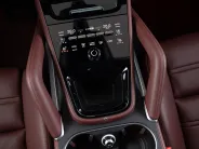 Porsche Cayenne GTS Coupé III Рестайлинг, 2025 — экстерьер, фото 24
