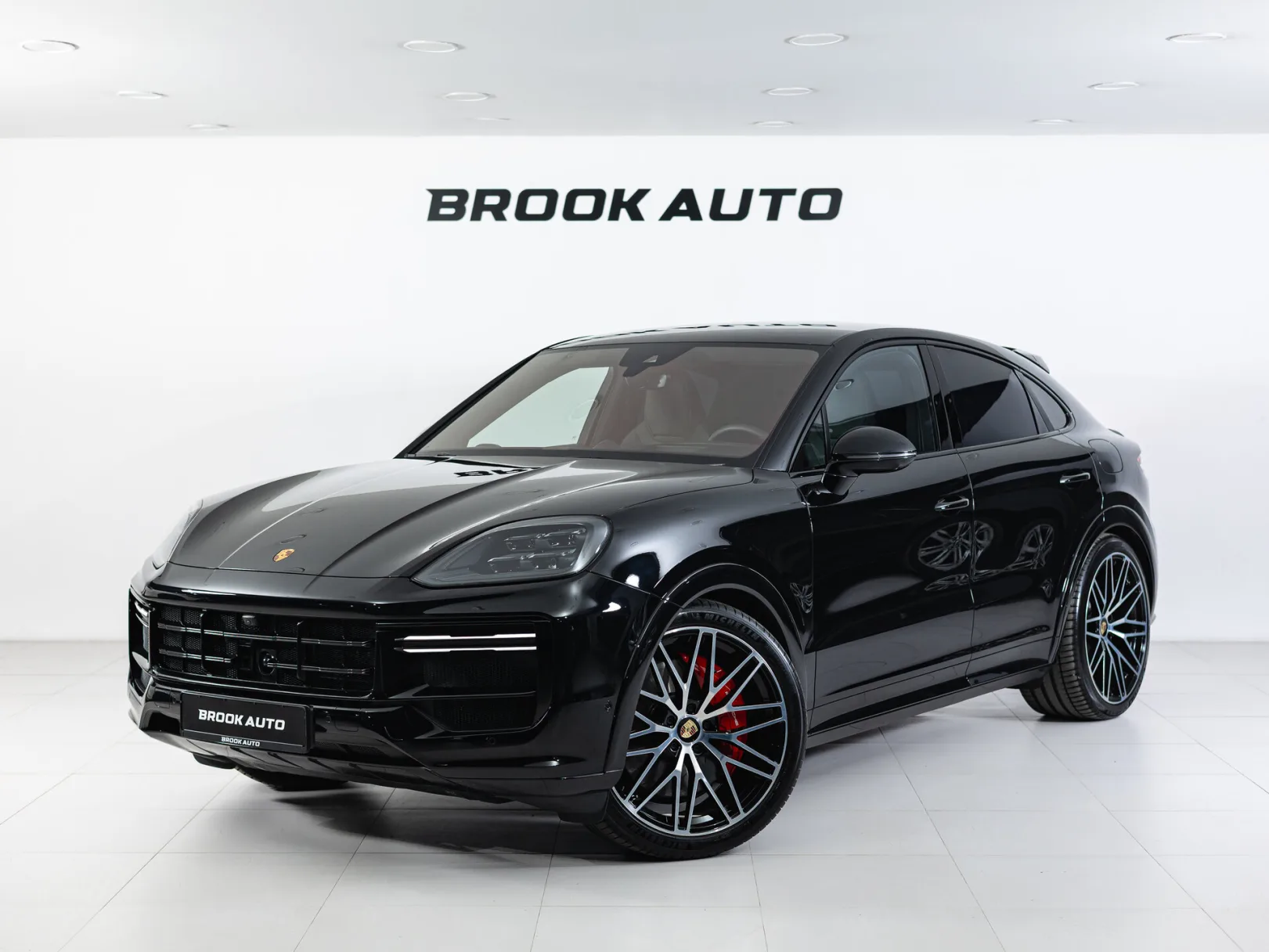 Porsche Cayenne Turbo E-Hybrid Coupé III Рестайлинг, 2024 — экстерьер, фото 1