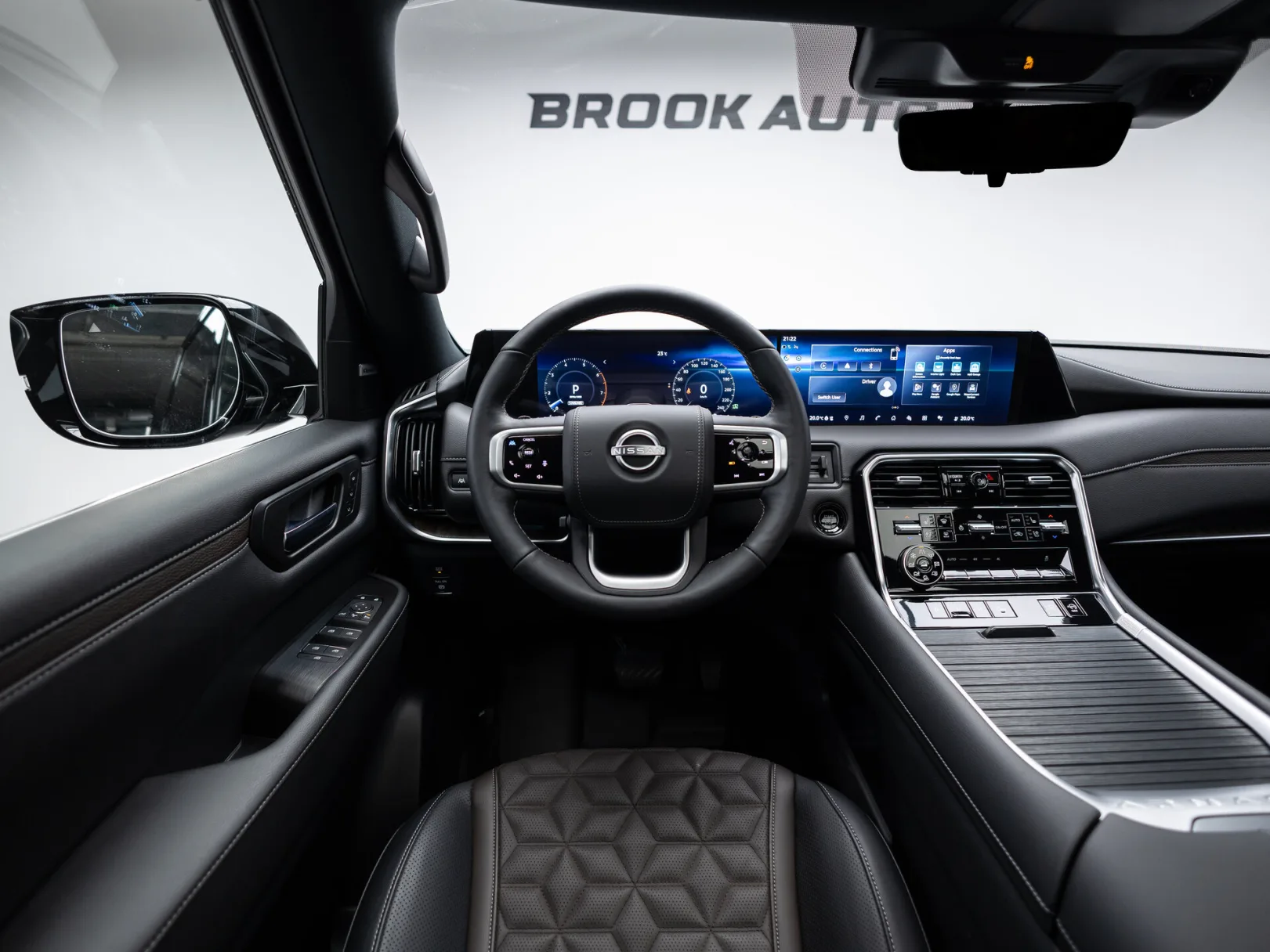 Nissan Armada Platinum Reserve III, 2025 — экстерьер, фото 14