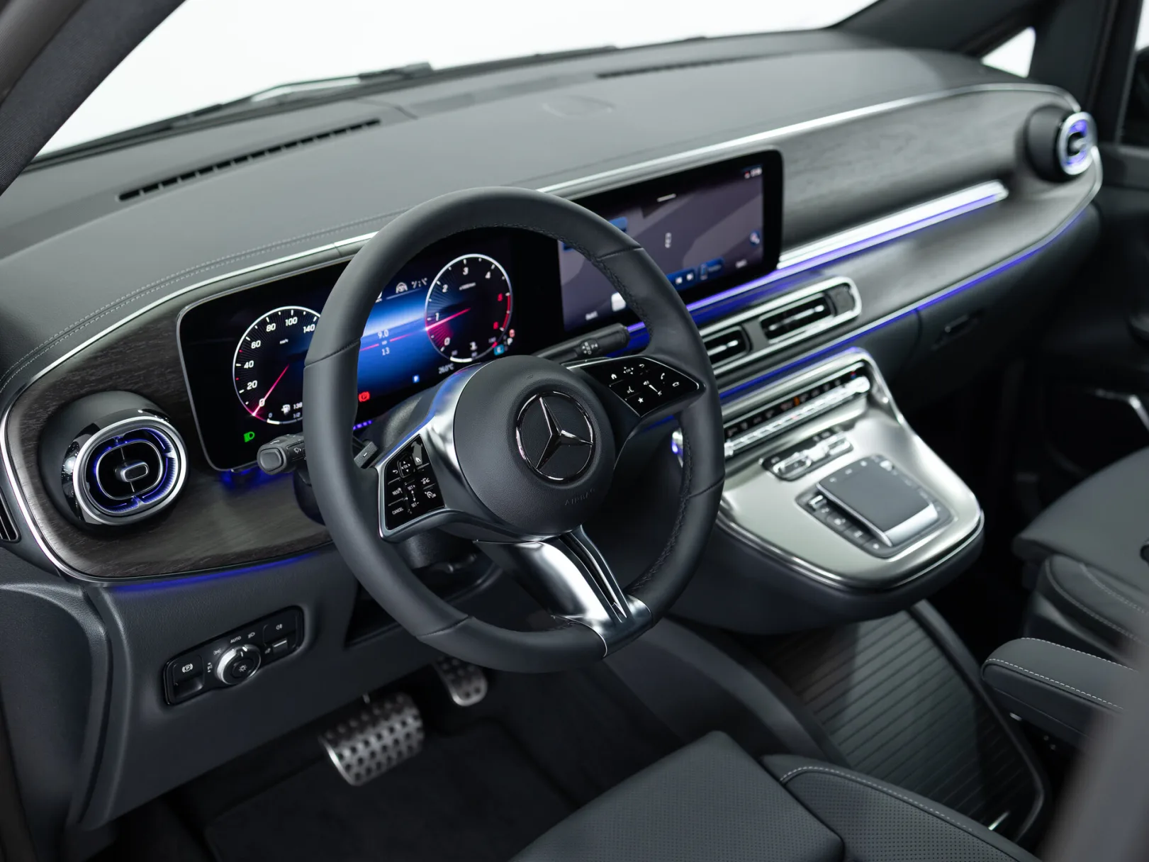 Mercedes-Benz V-Класс Avantgarde III (W447) Рестайлинг 2, 2025 — экстерьер, фото 12