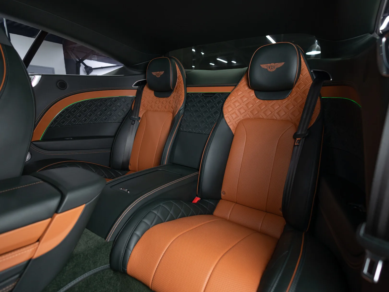 Bentley Continental GT III, 2021 — экстерьер, фото 30