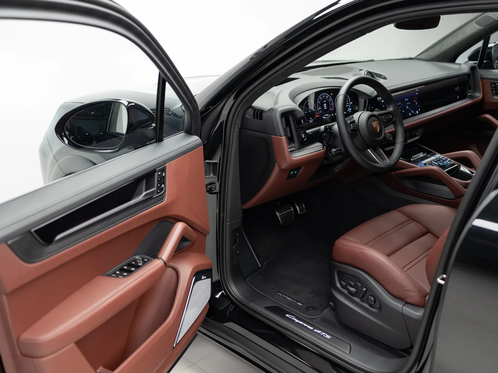 Porsche Cayenne GTS III Рестайлинг, 2026 — экстерьер, фото 7