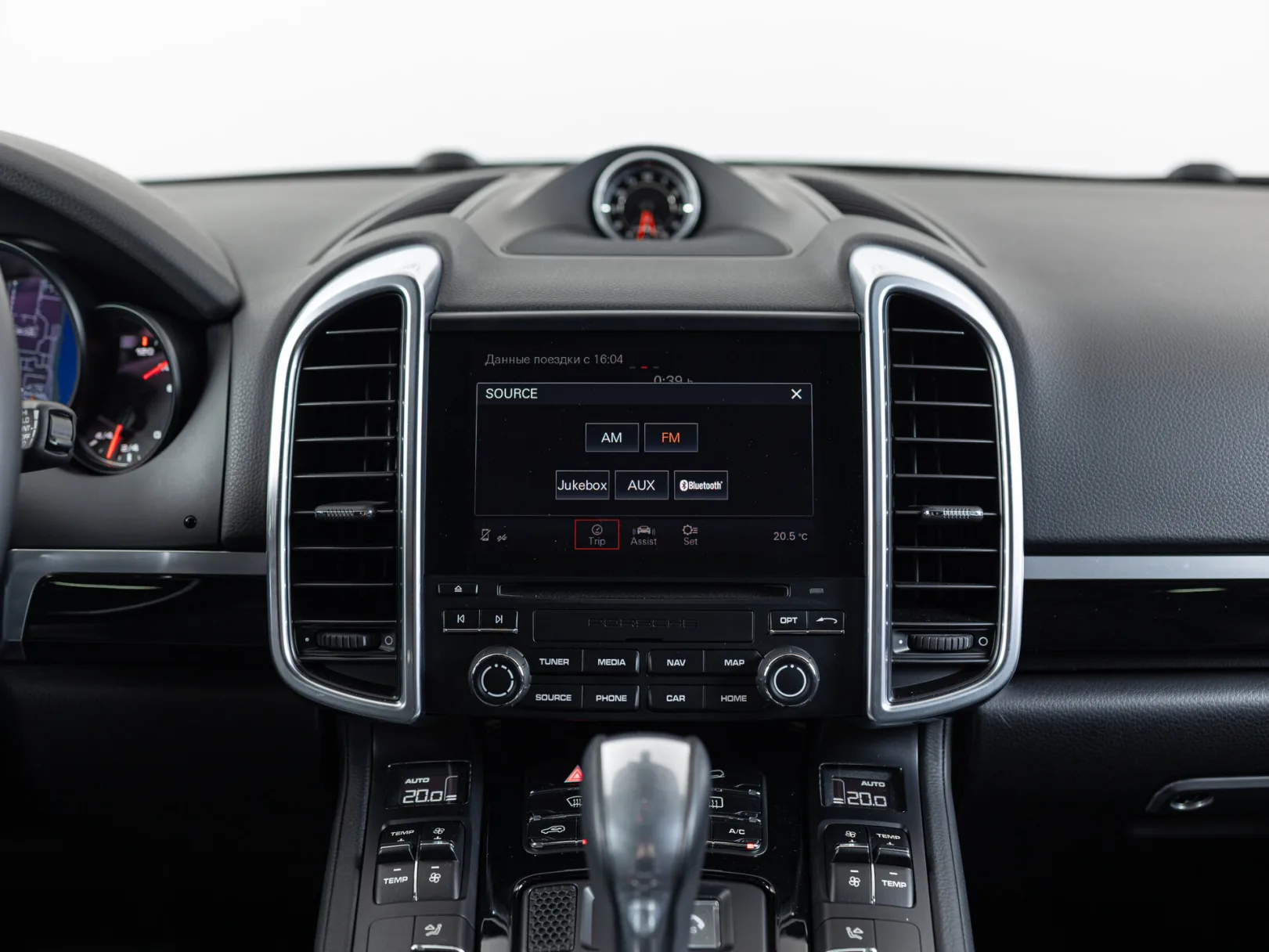 Porsche Cayenne Diesel Platinum Edition II Рестайлинг (958), 2017 — экстерьер, фото 23