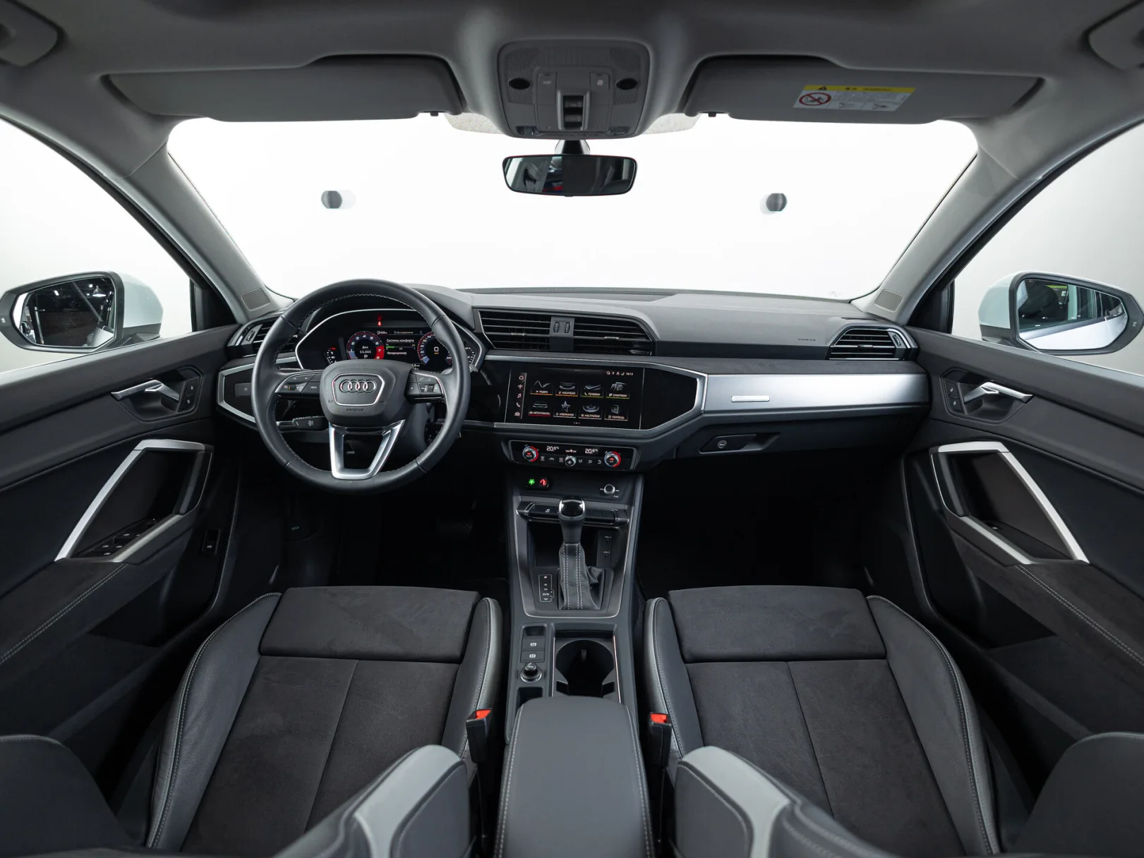 Audi Q3 35 TFSI Aggressive dynamic II (F3), 2023 — экстерьер, фото 26