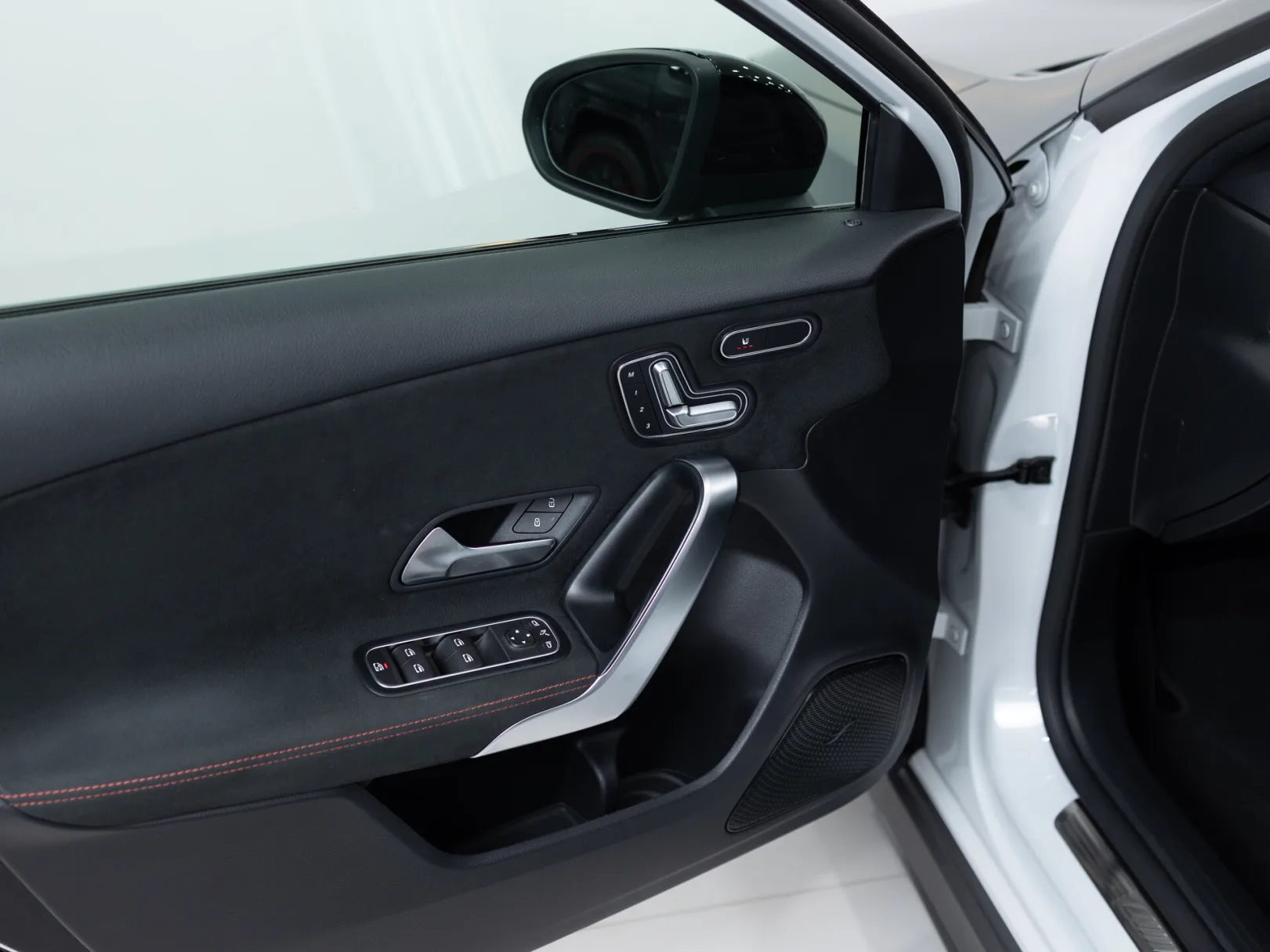 Mercedes-Benz A-Класс AMG A 45 S 4MATIC Особая Серия II (W177), 2020 — экстерьер, фото 8