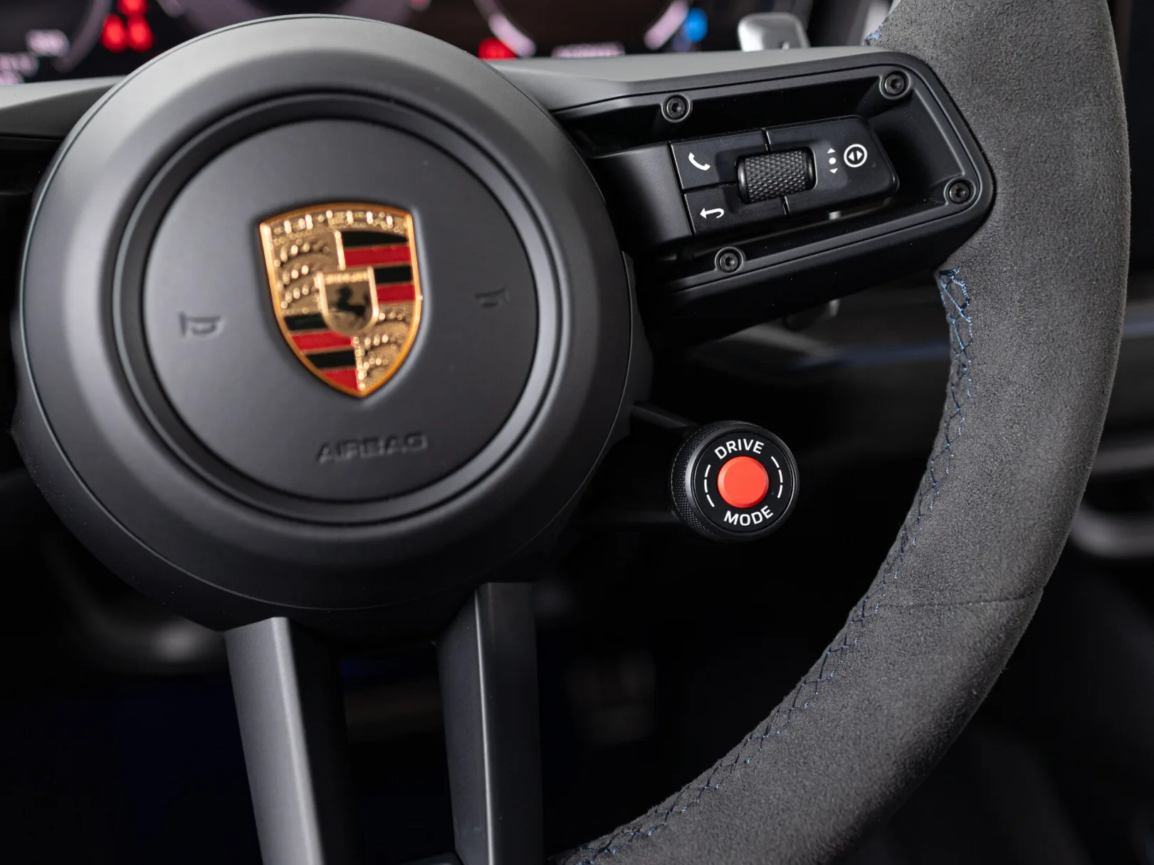 Porsche Cayenne III Рестайлинг, 2024 — экстерьер, фото 16