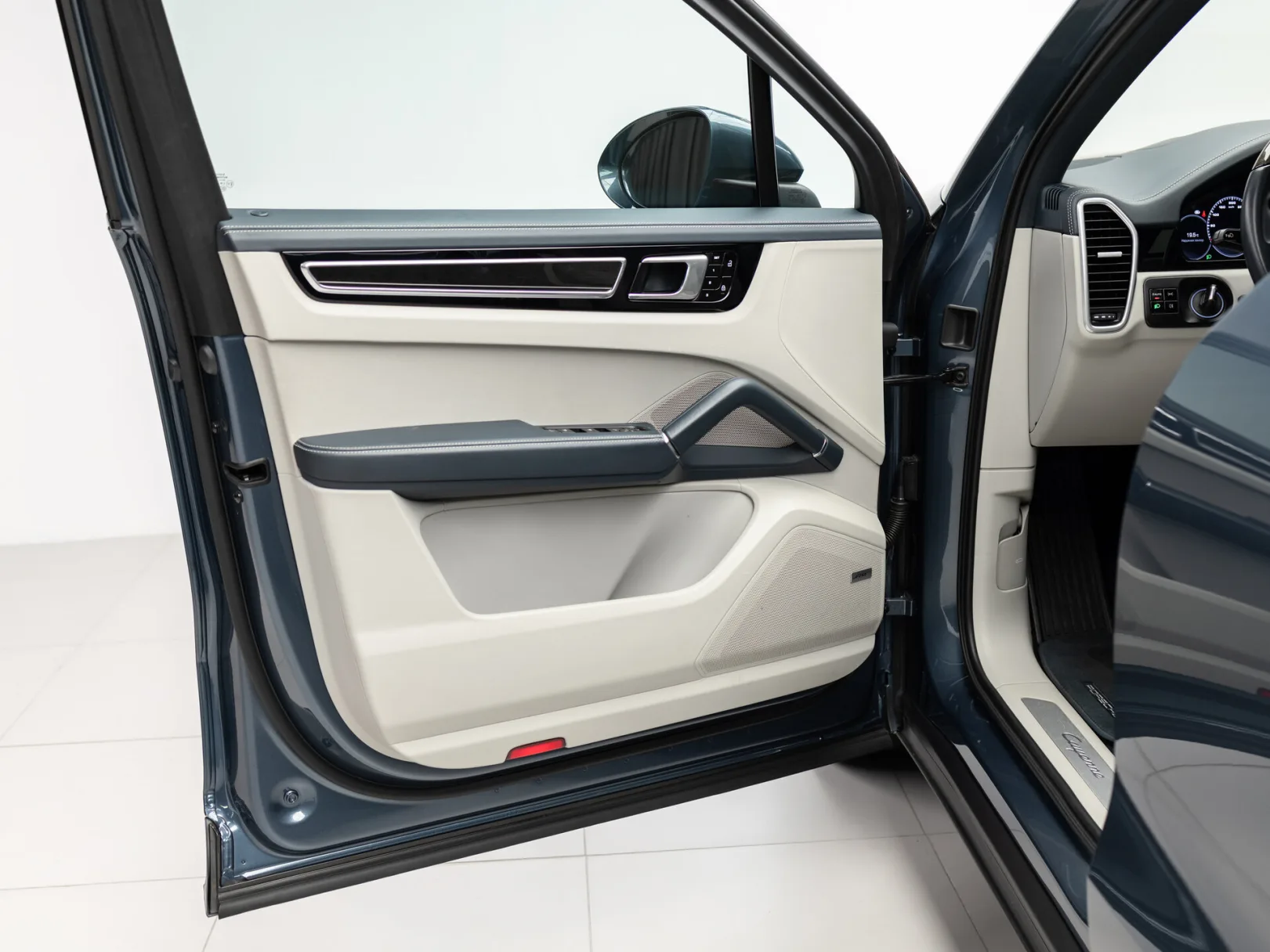 Porsche Cayenne Базовая III, 2019 — экстерьер, фото 8