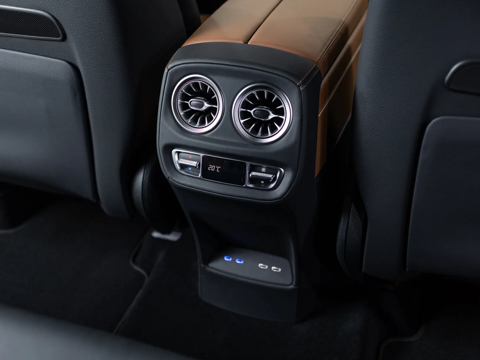 Mercedes-Benz G-Класс AMG G 63 II (W465) Рестайлинг, 2025 — экстерьер, фото 35