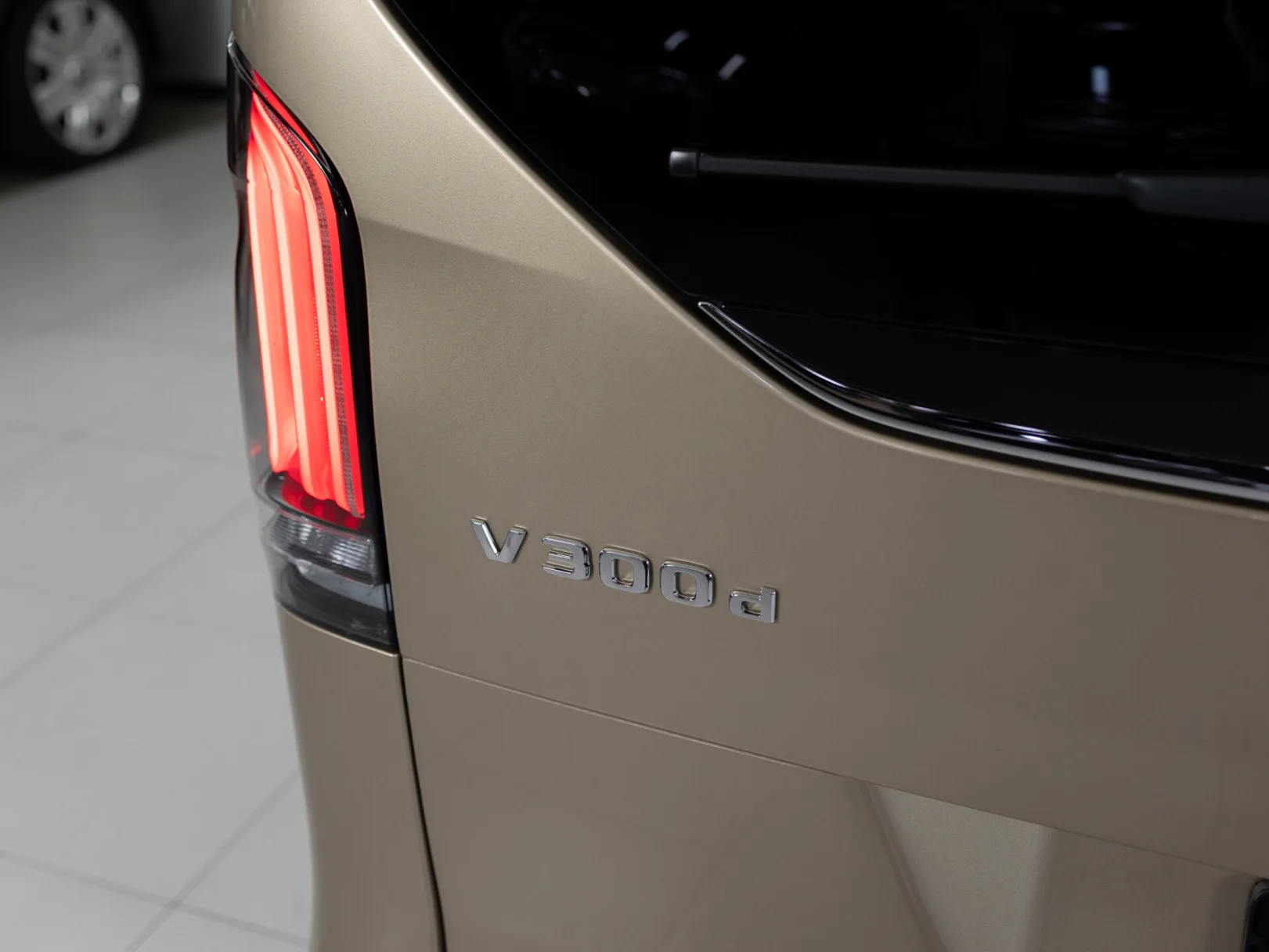 Mercedes-Benz V-Класс Exclusive III (W447) Рестайлинг 2, 2025 — экстерьер, фото 39