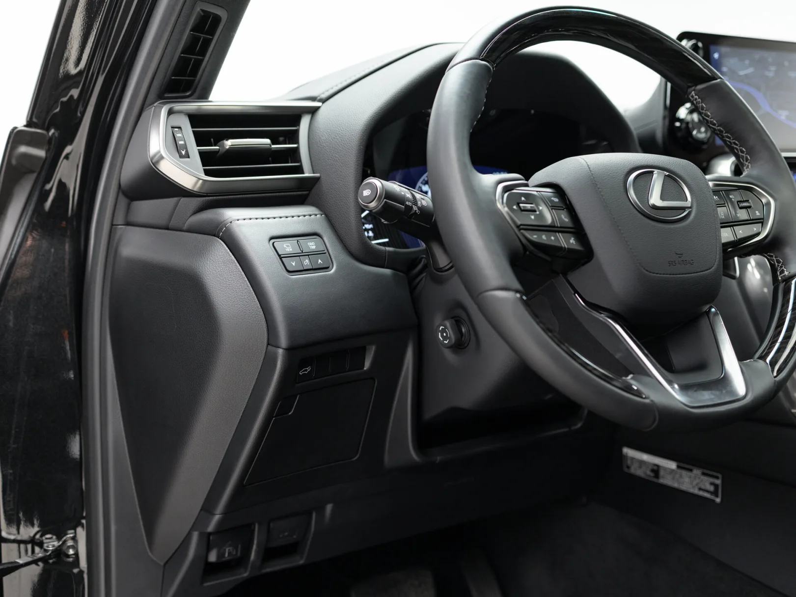 Lexus LX VIP IV, 2024 — экстерьер, фото 15