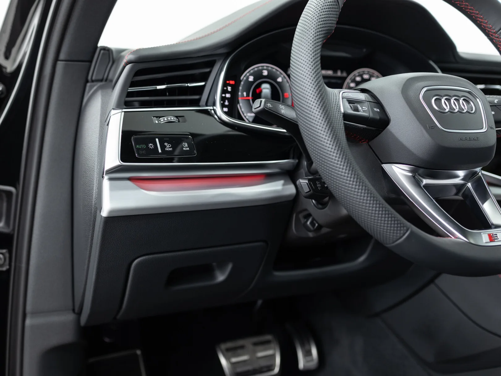 Audi Q7 50 TDI quattro tiptronic II (4M) Рестайлинг 2, 2025 — экстерьер, фото 14