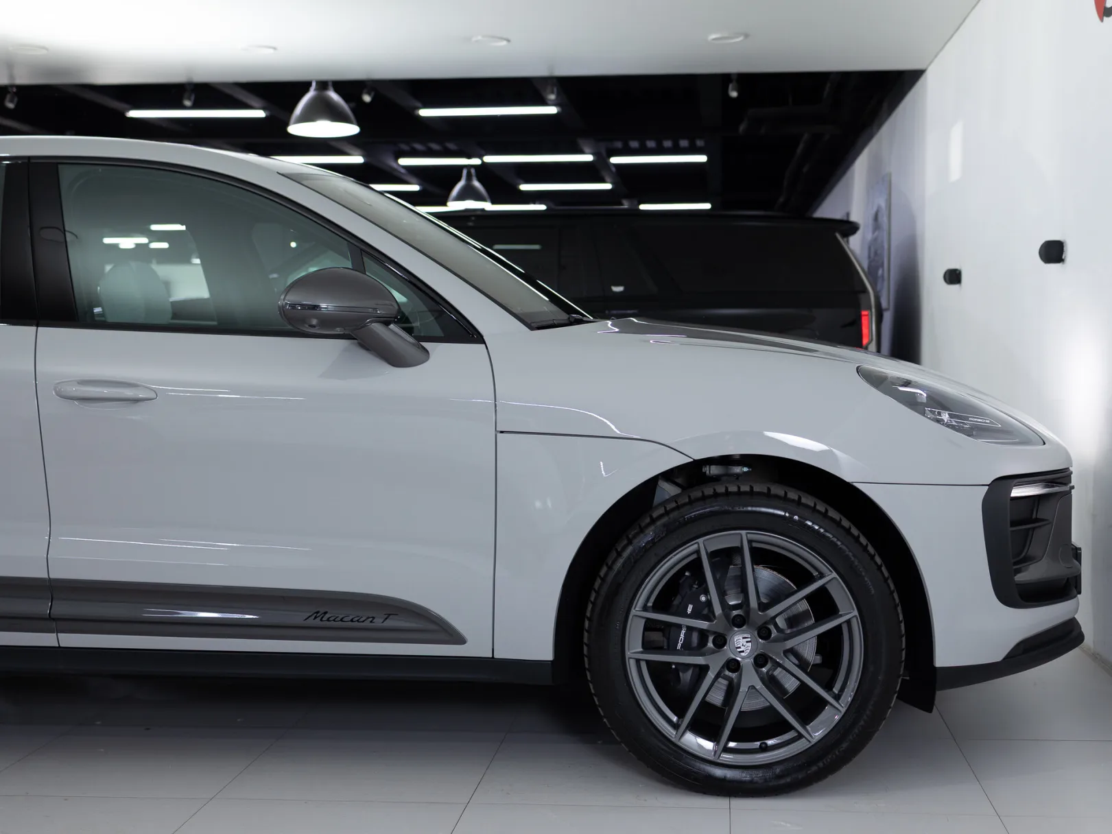 Porsche Macan T I Рестайлинг 2, 2025 — экстерьер, фото 32