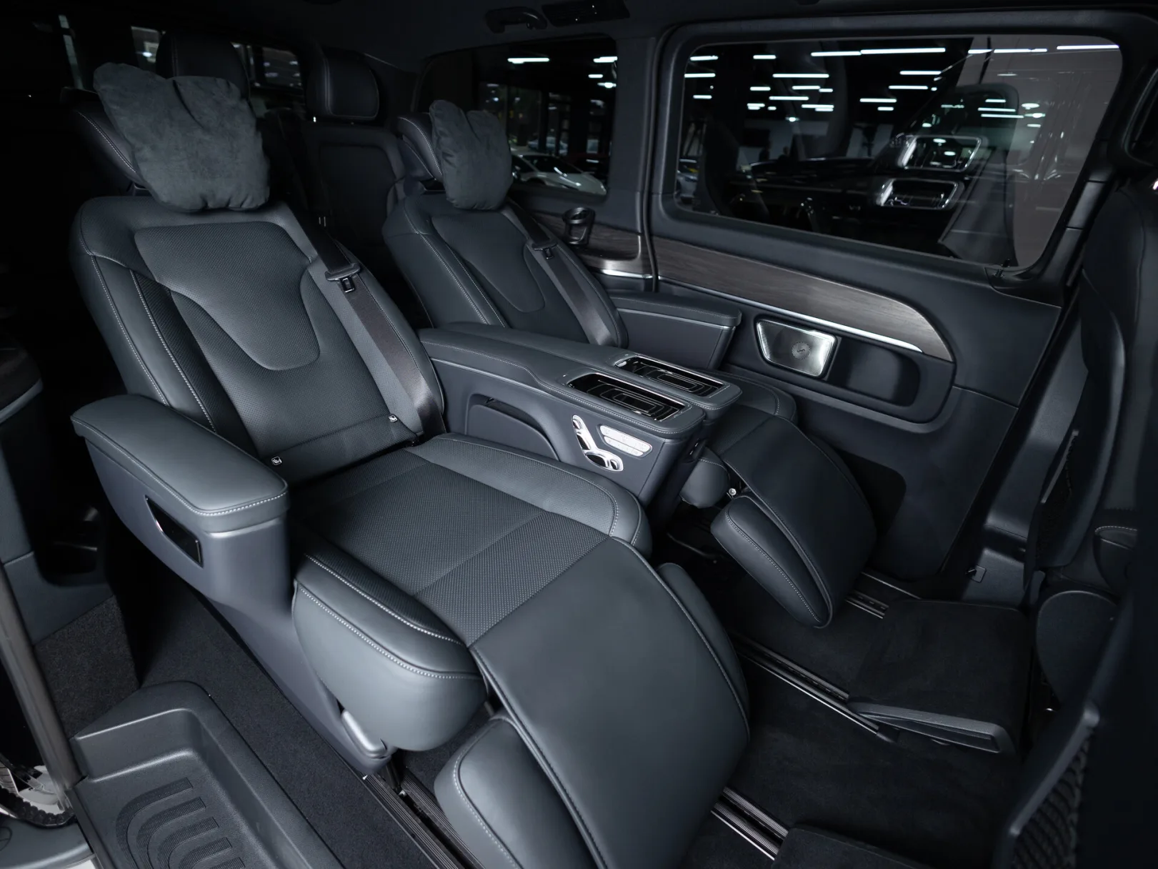 Mercedes-Benz V-Класс Exclusive III (W447) Рестайлинг 2, 2024 — экстерьер, фото 30